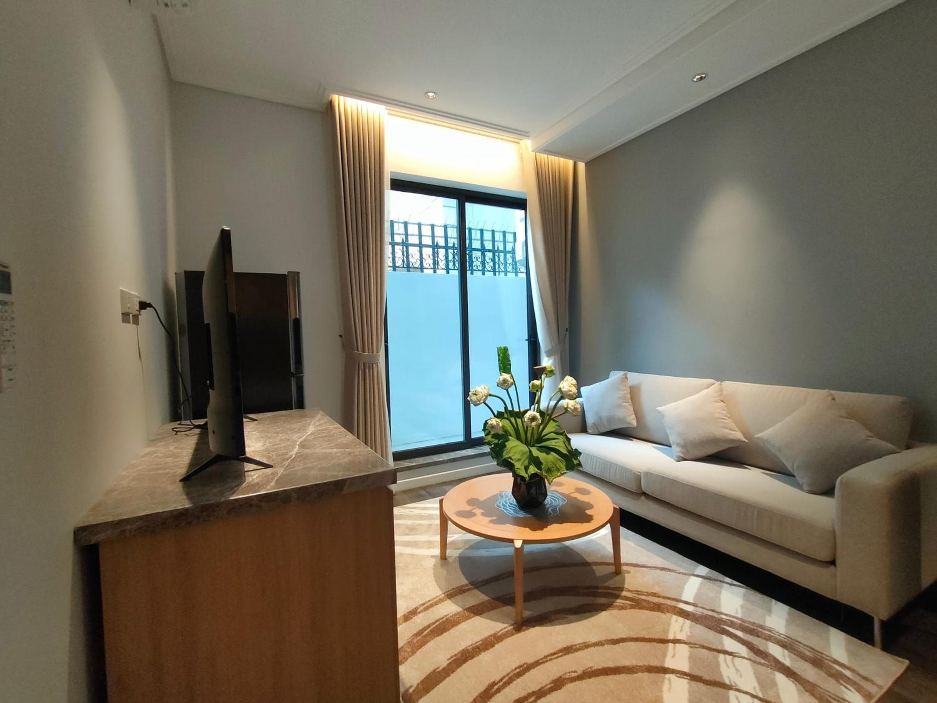 Hong Gia Tue Lake View, Hanoi, photo 3