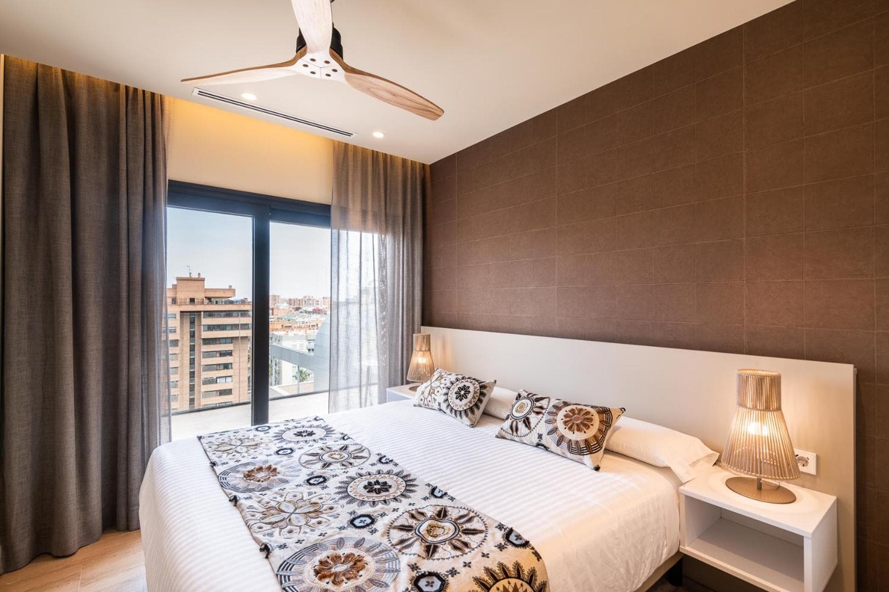 Apartamentos Core Suites Valencia, Valencia