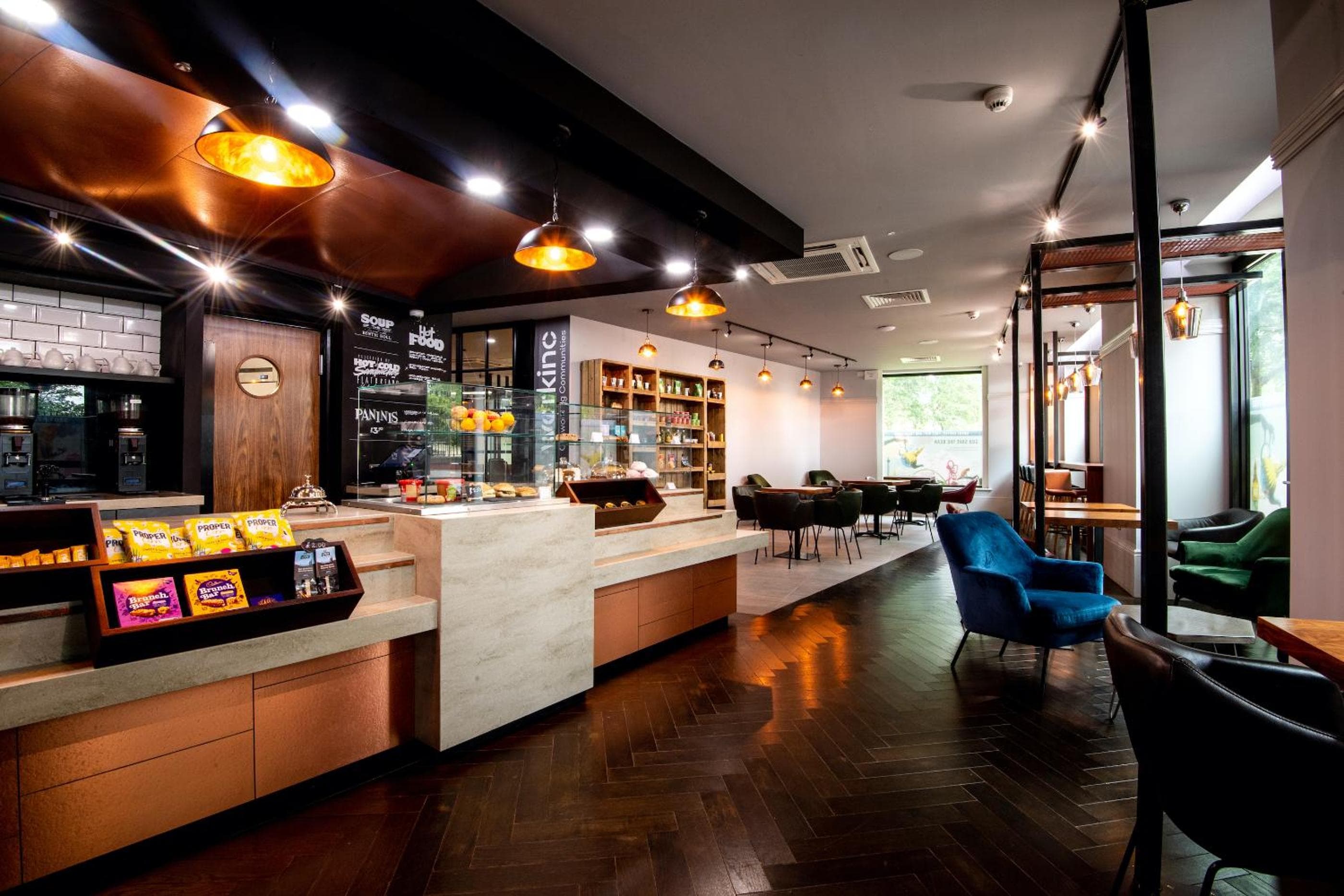 Restaurant at Roomzzz London Stratford