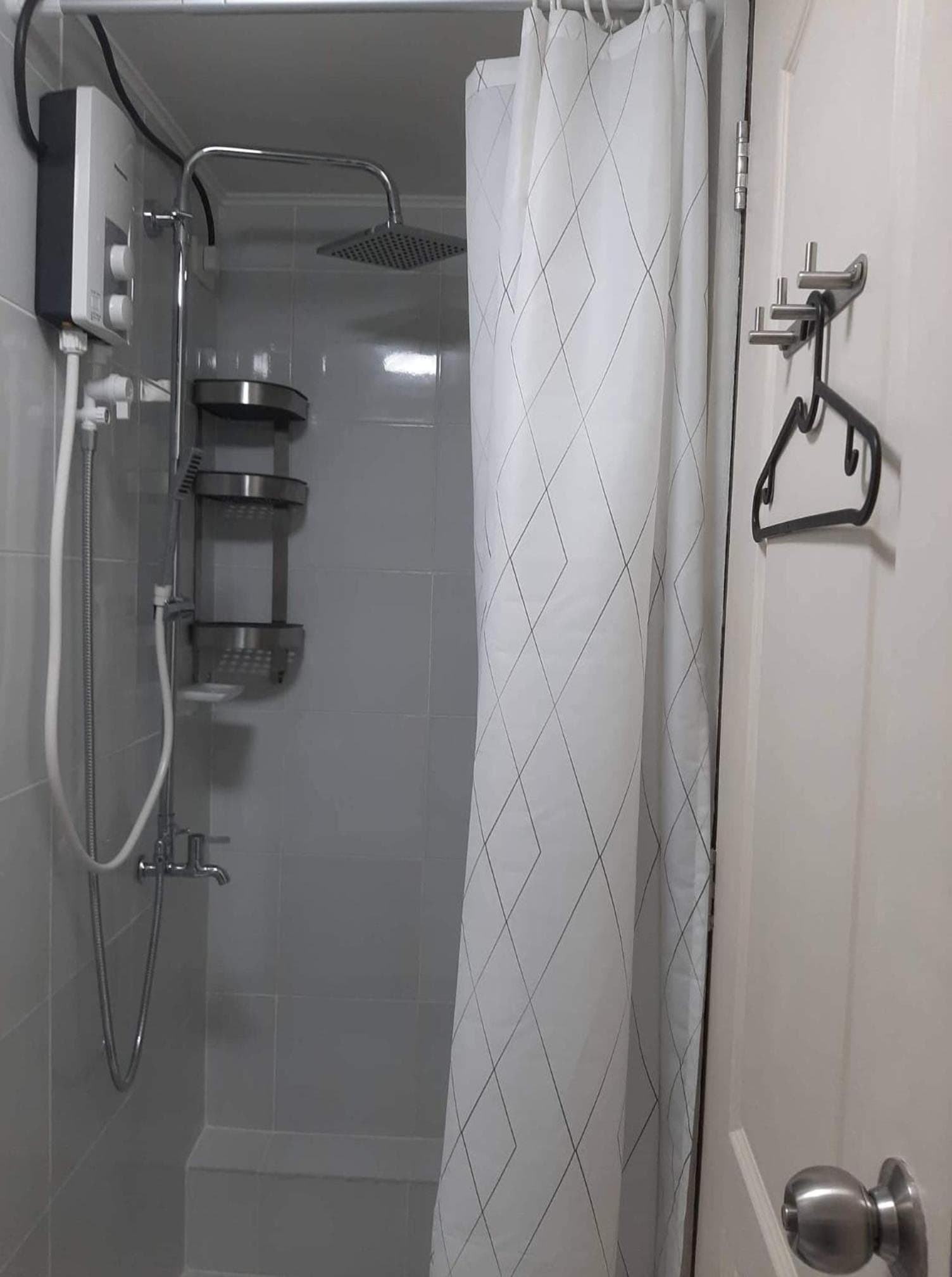 Lovely 2 BR Condo with FREE Secured Parking, Manila, photo 6