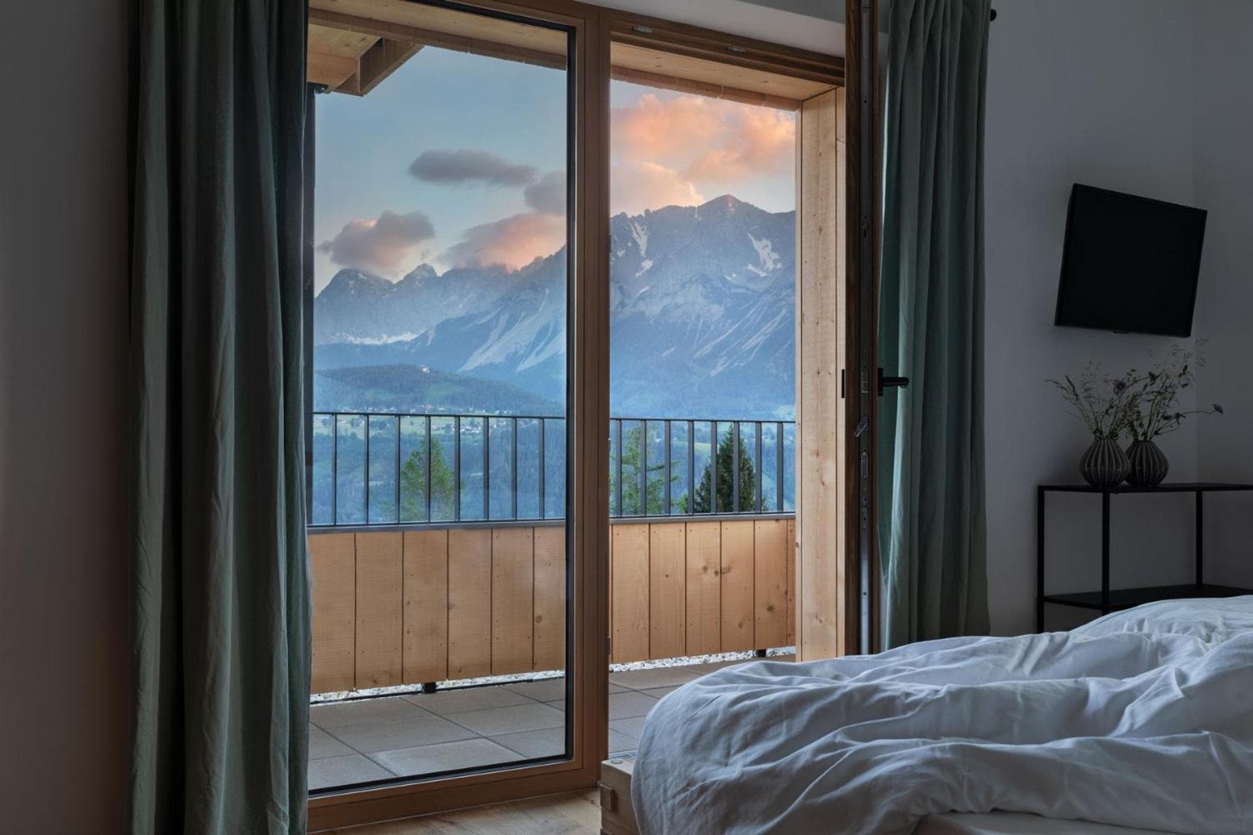 Holzhackerin - the charming Haus am Berg, Schladming, photo 2