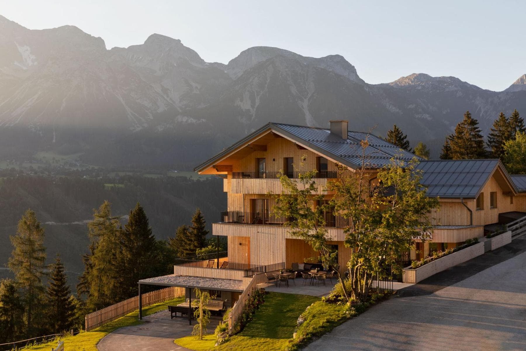 Holzhackerin - the charming Haus am Berg, Schladming