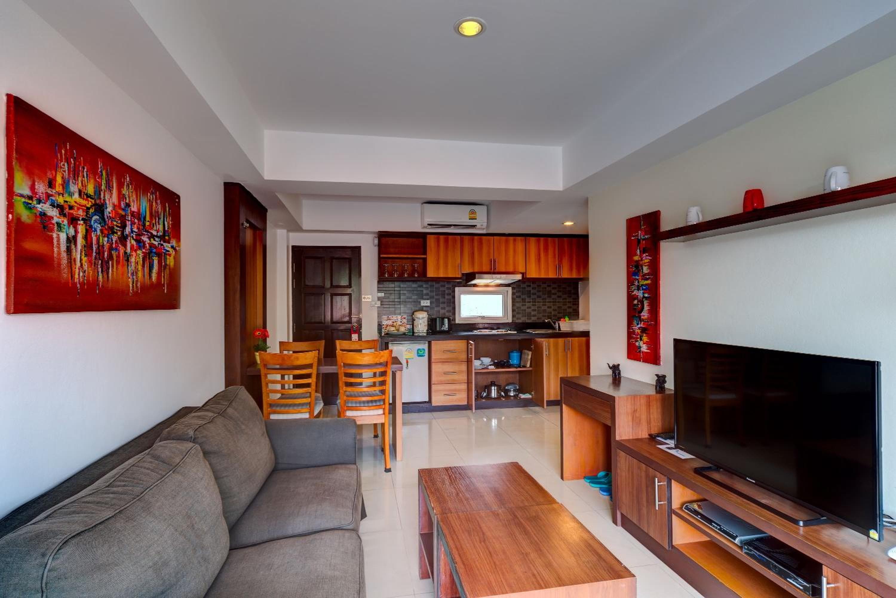 Krabi Apartment Hotel, Ao Nang Beach, photo 3