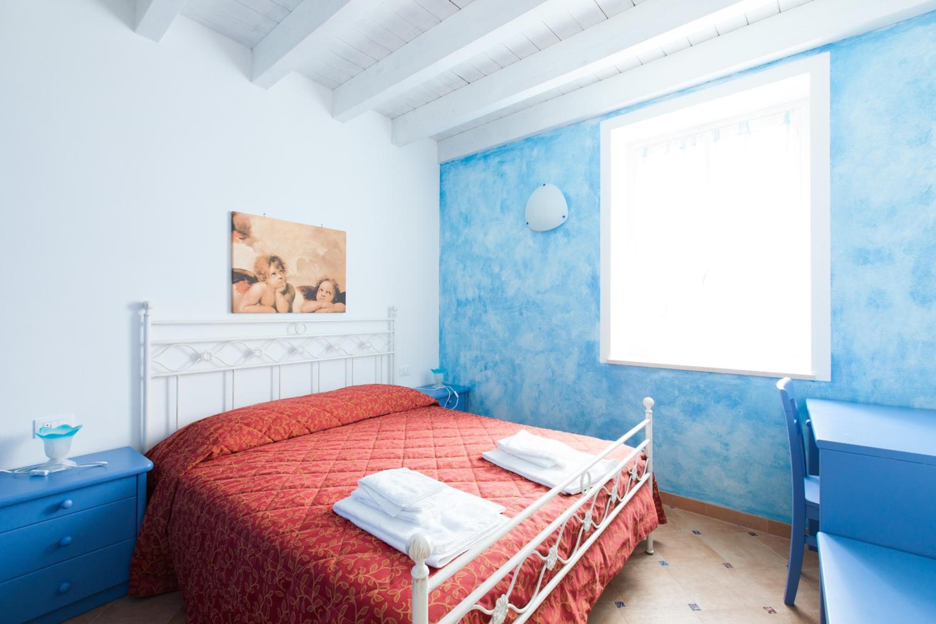 Barchi Resort - Apartments & Suites, San Felice del Benaco, photo 2