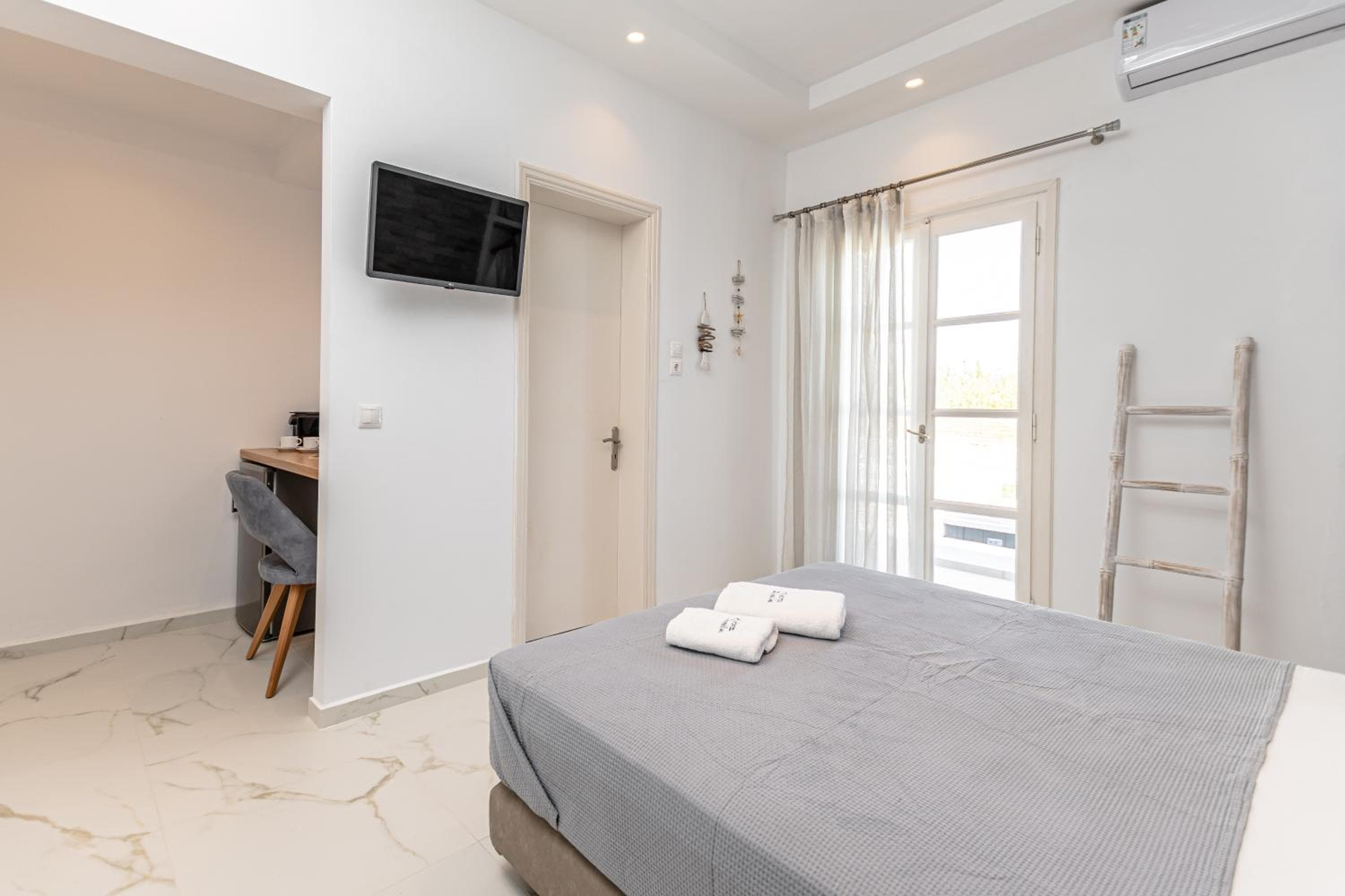 Dimitra Hotel, Agios Prokopios, photo 6