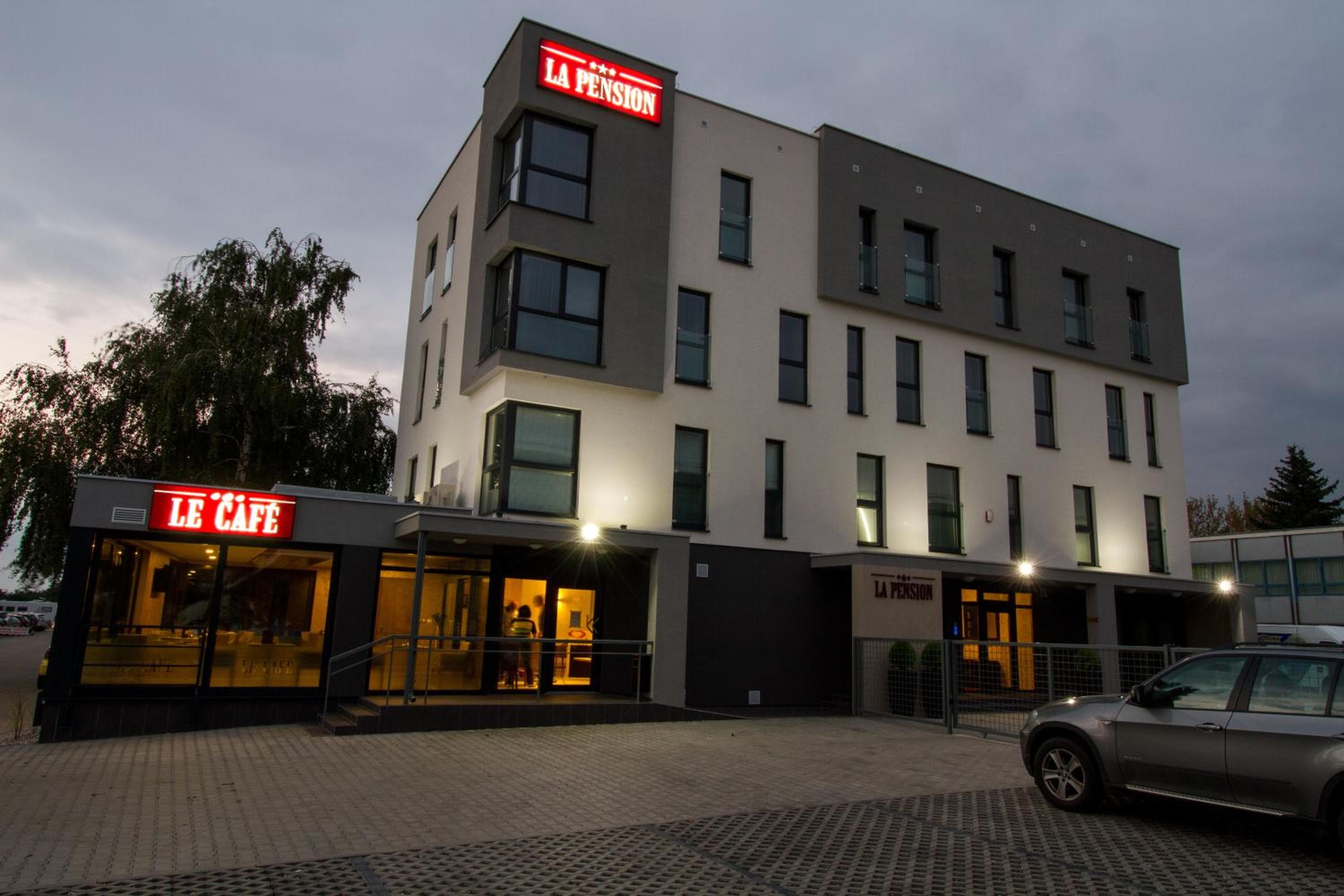 La Pension, Trnava