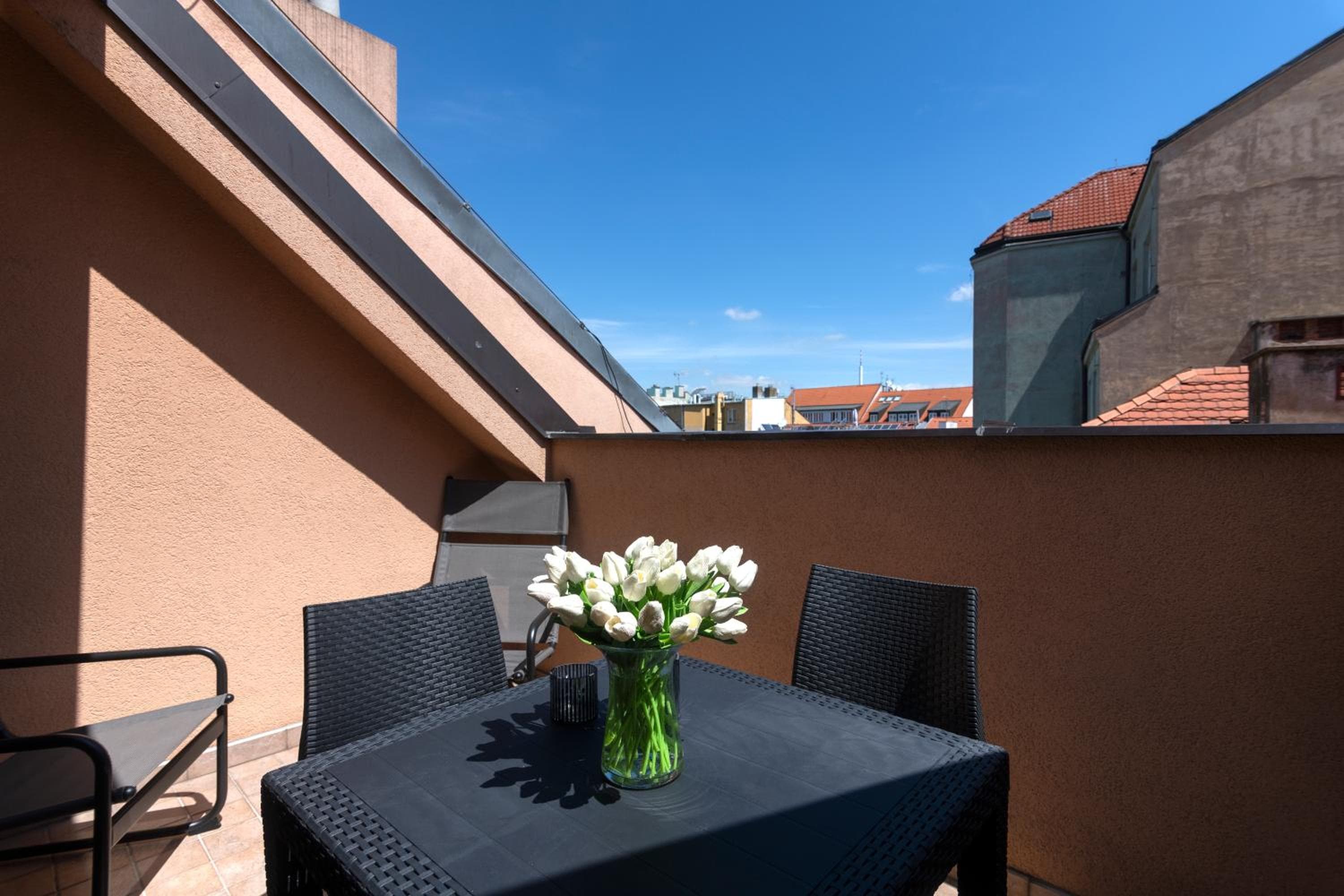 Bohemian Dreams Apartments and Suites by Dwellfort, Prague, photo 2