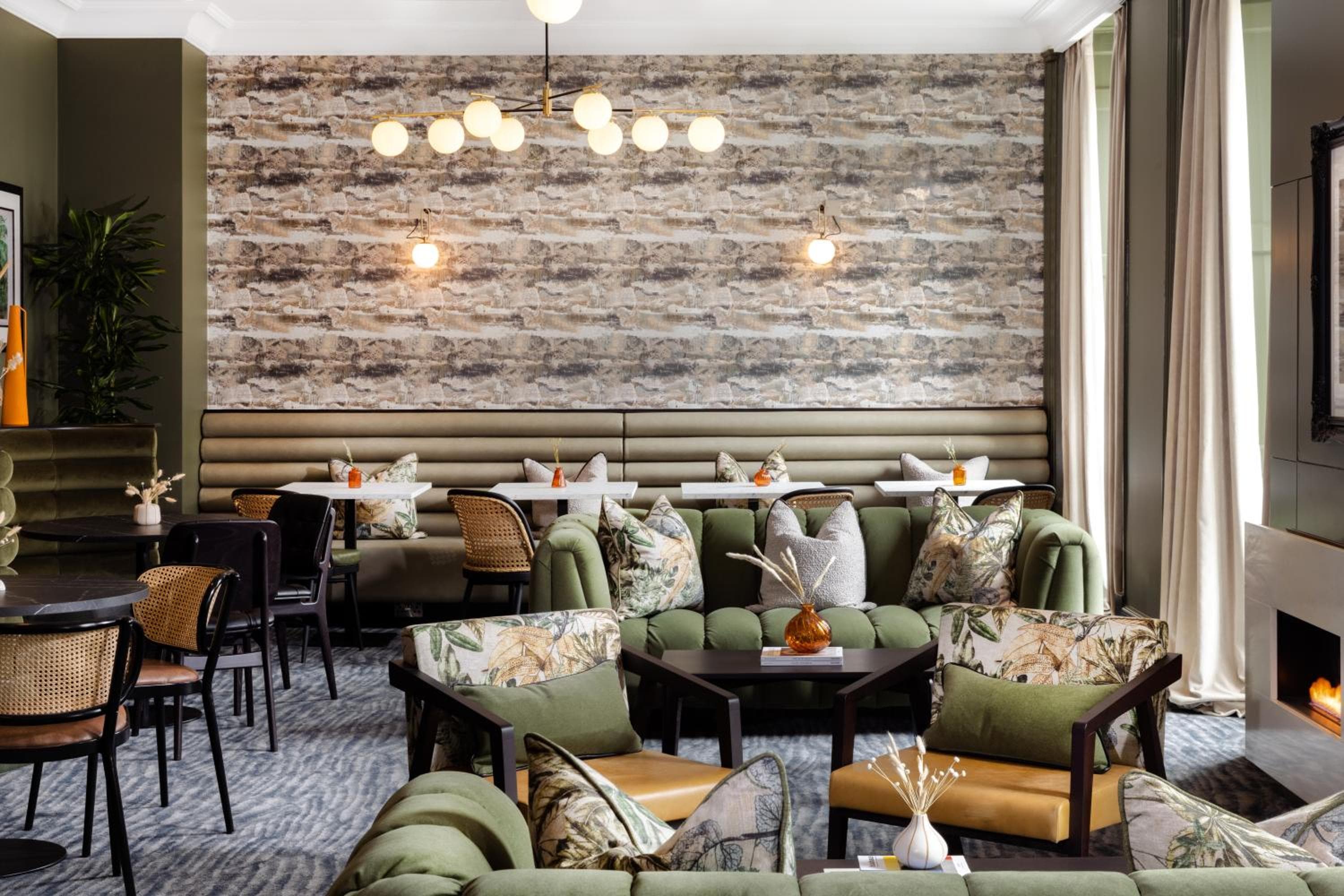 Heeton Concept Aparthotel Edinburgh Queen Street, Edinburgh, photo 4