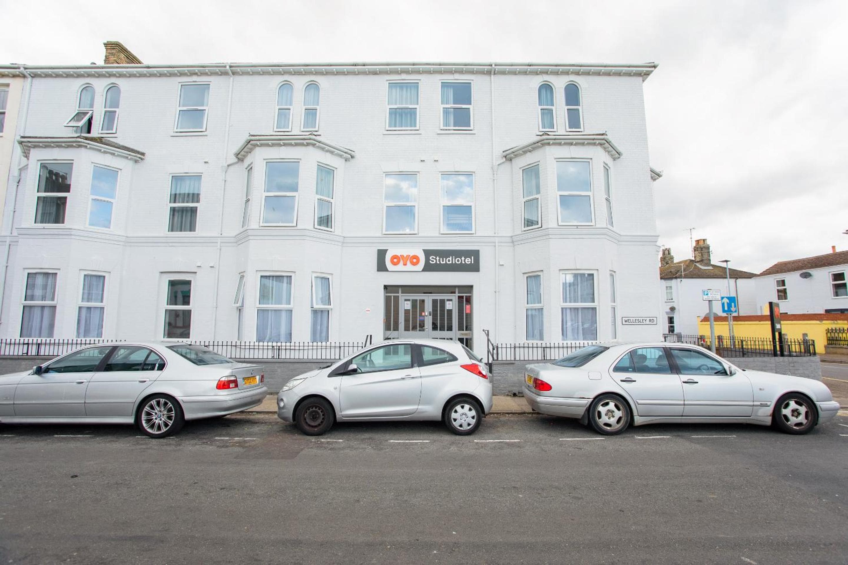 OYO Studiotel Great Yarmouth - Modern Hotel Apartments, Great Yarmouth