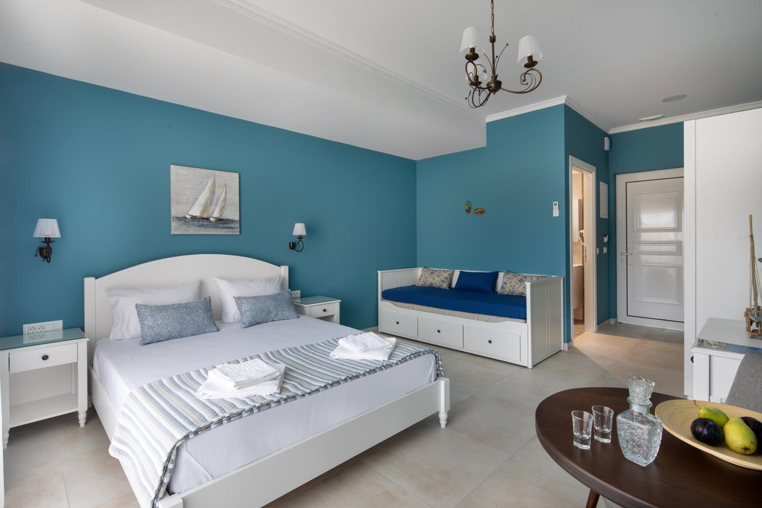 Evi Boutique Rooms - Thalassini, Galatás, photo 4