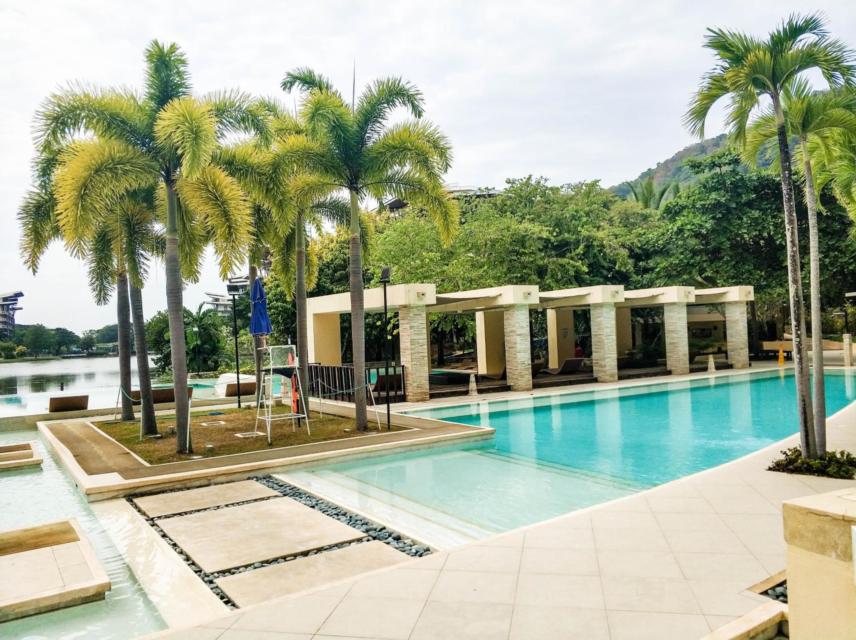 Beach Getaway at Pico de Loro Hamilo Coast Nasugbu Batangas - entrance fee to Pico not yet included, Nasugbu, photo 6