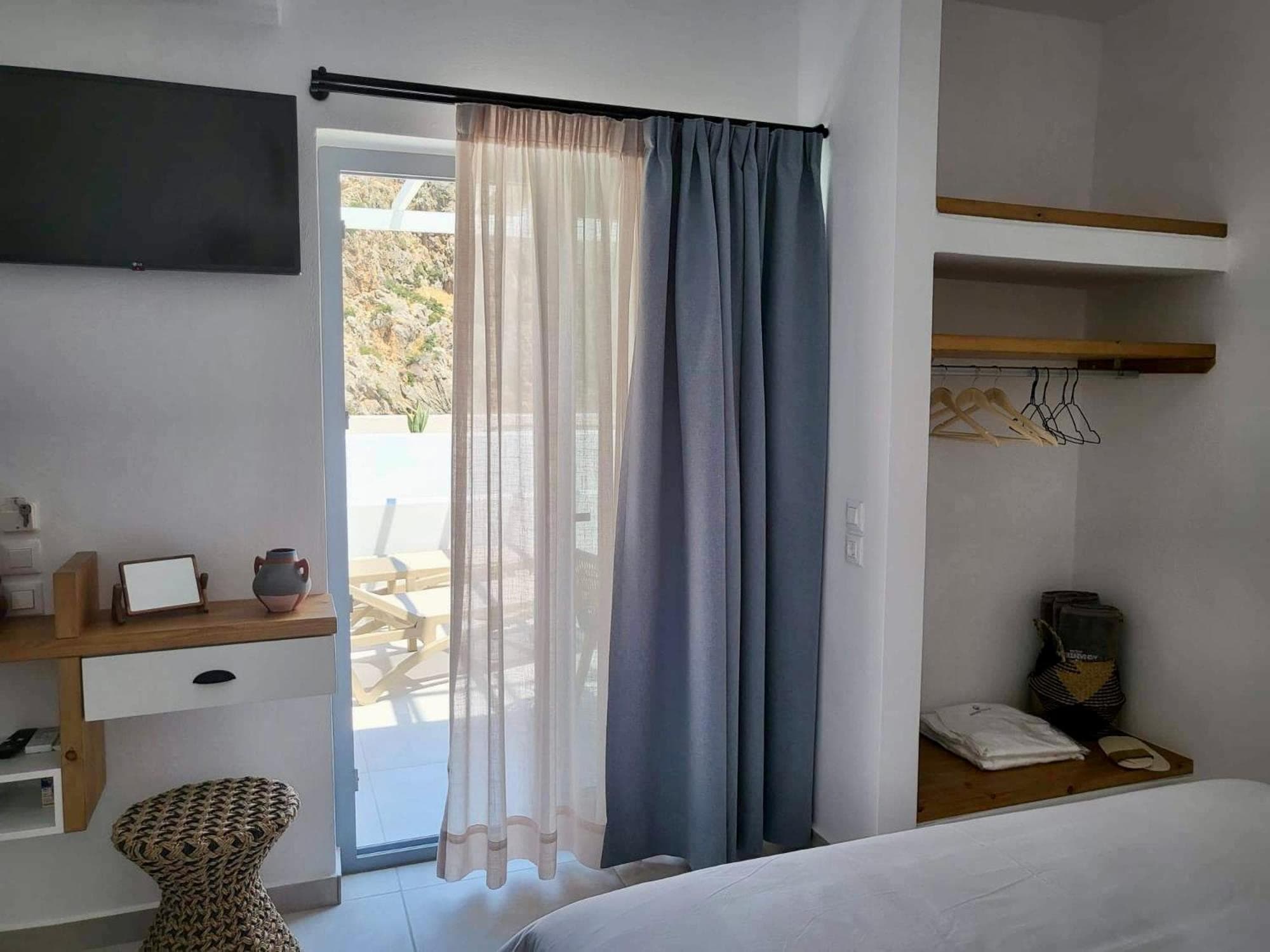 Agnantema luxury suites, Karpathos Town, photo 6