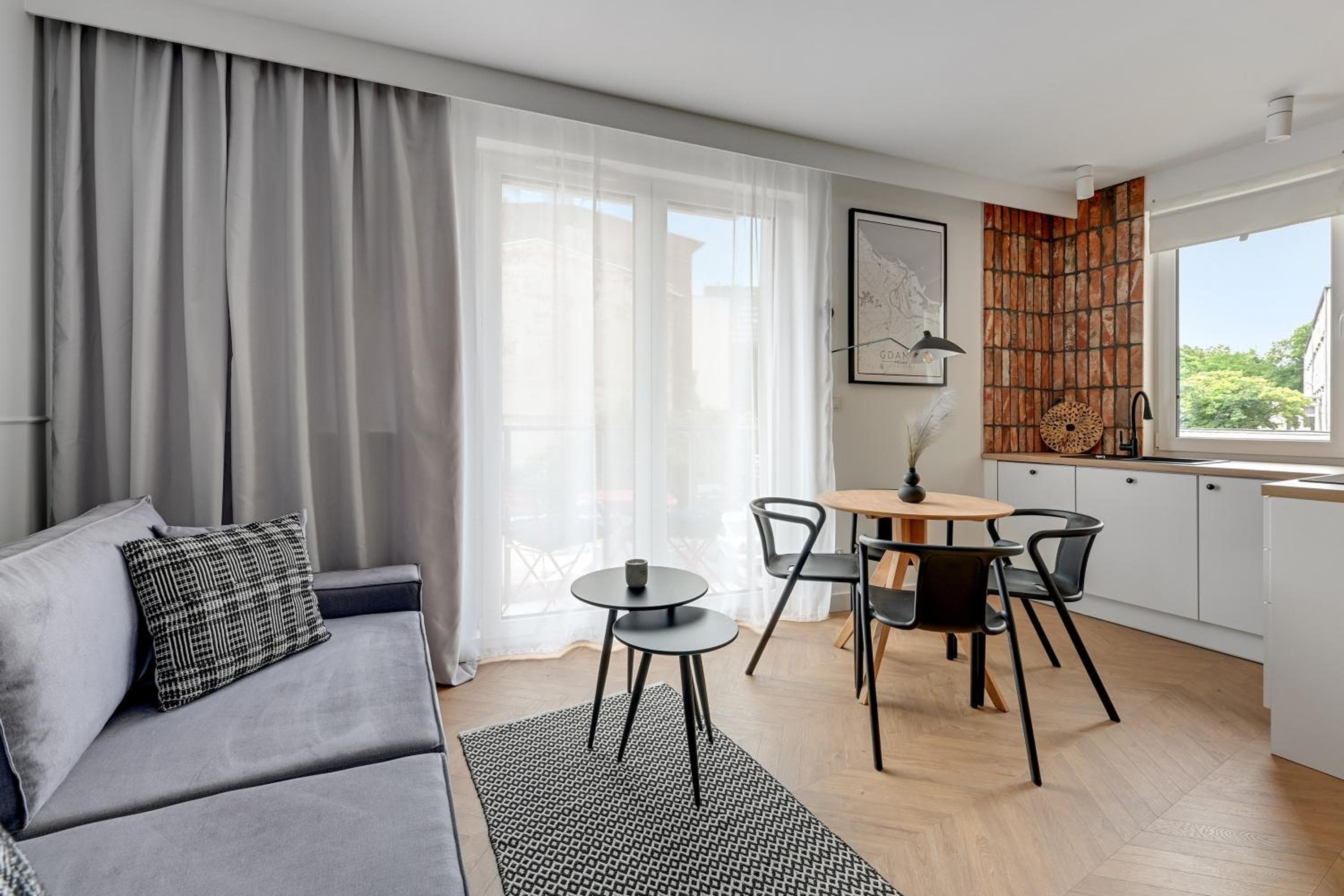 Aura 40 City Center & Free Parking by Downtown Apartments, Gdańsk, photo 3