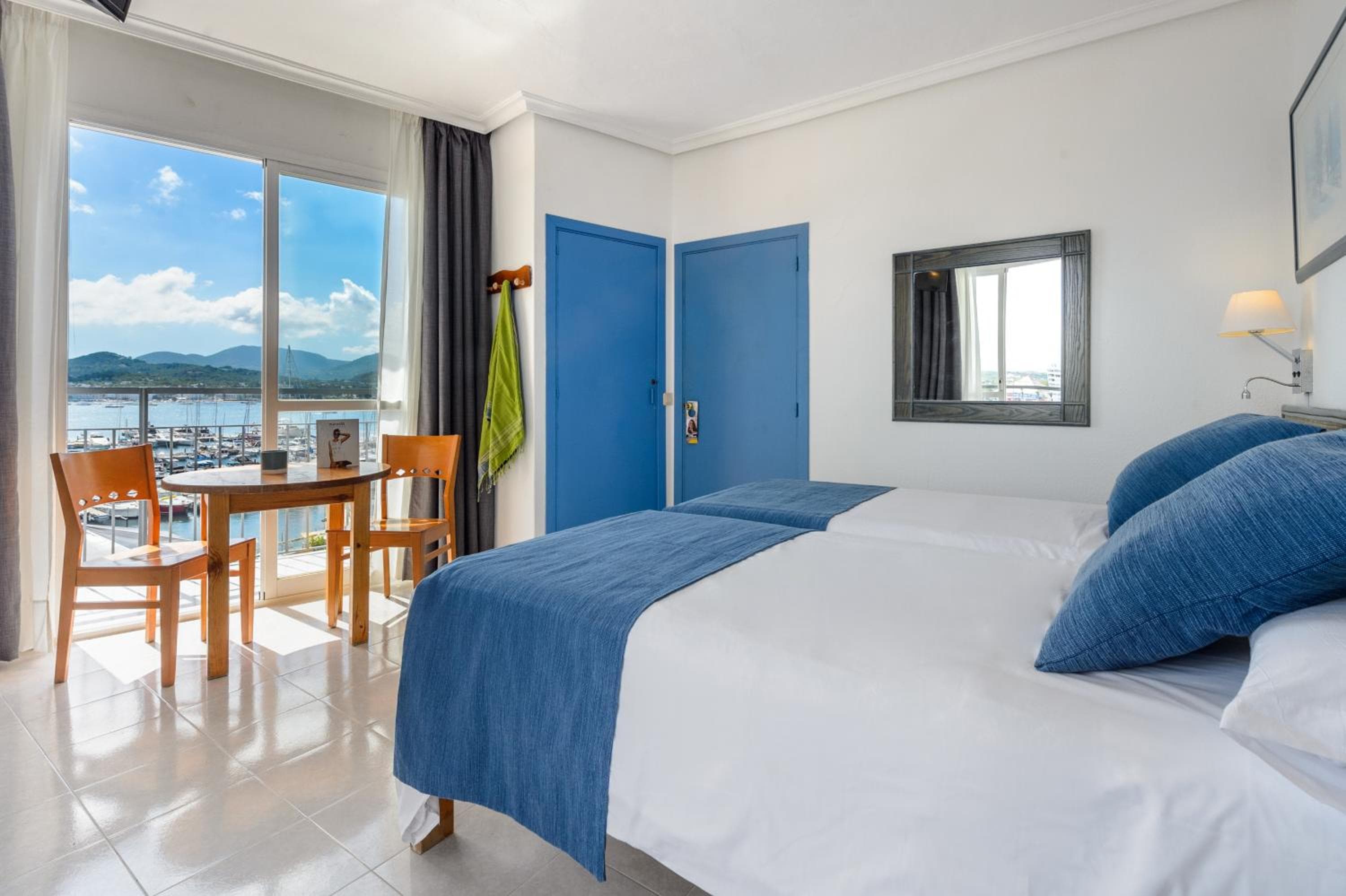 Aparthotel Vibra del Mar - Adults only, San Antonio, photo 4