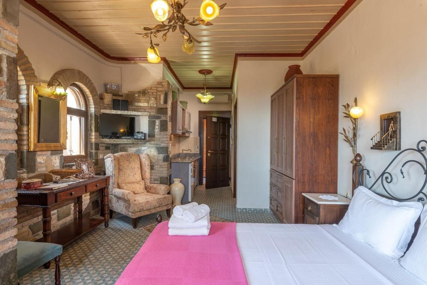 Panorama Exclusive Suites, Parga