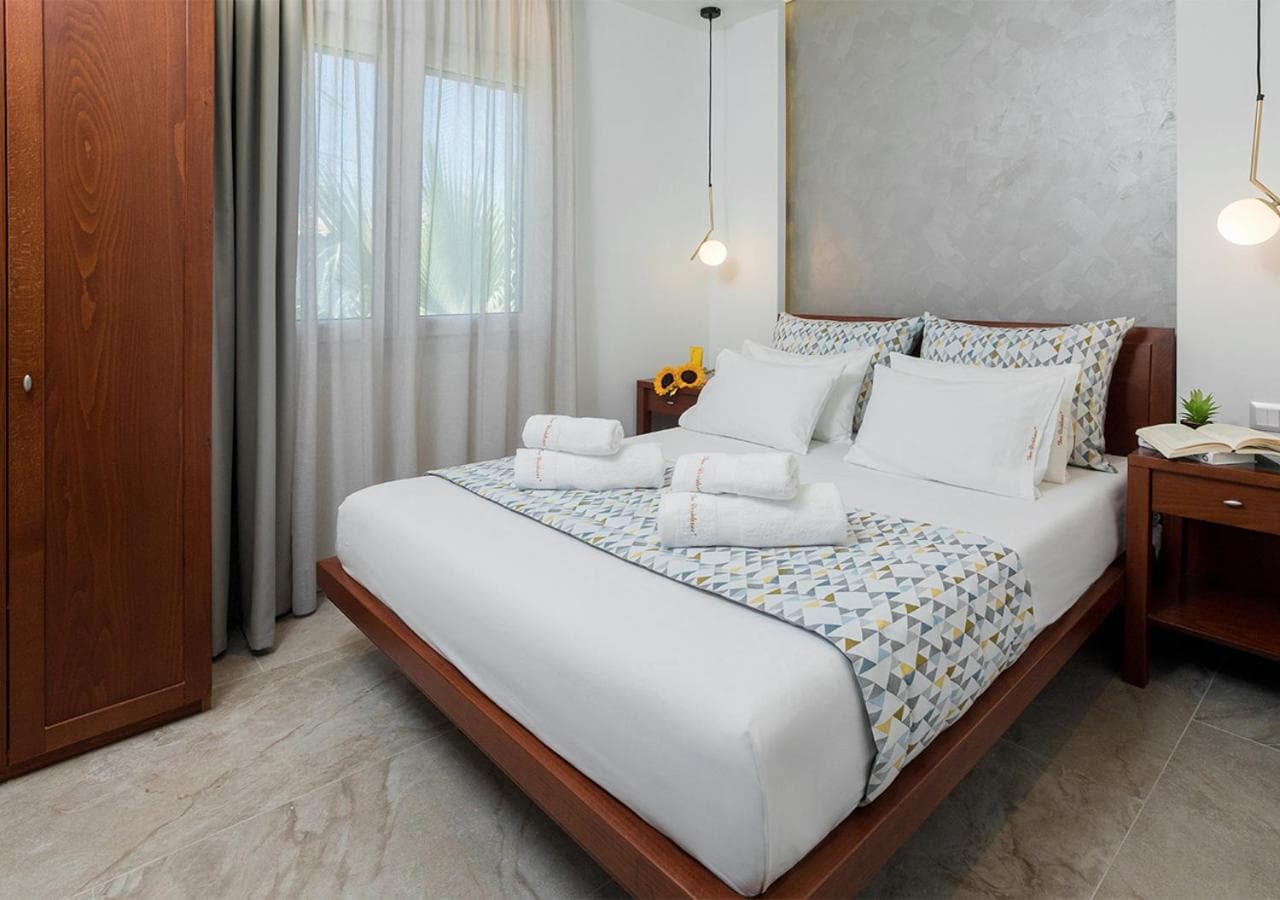 SUN RESIDENCE Exclusive Seaside Suites, Polykhrono, photo 4
