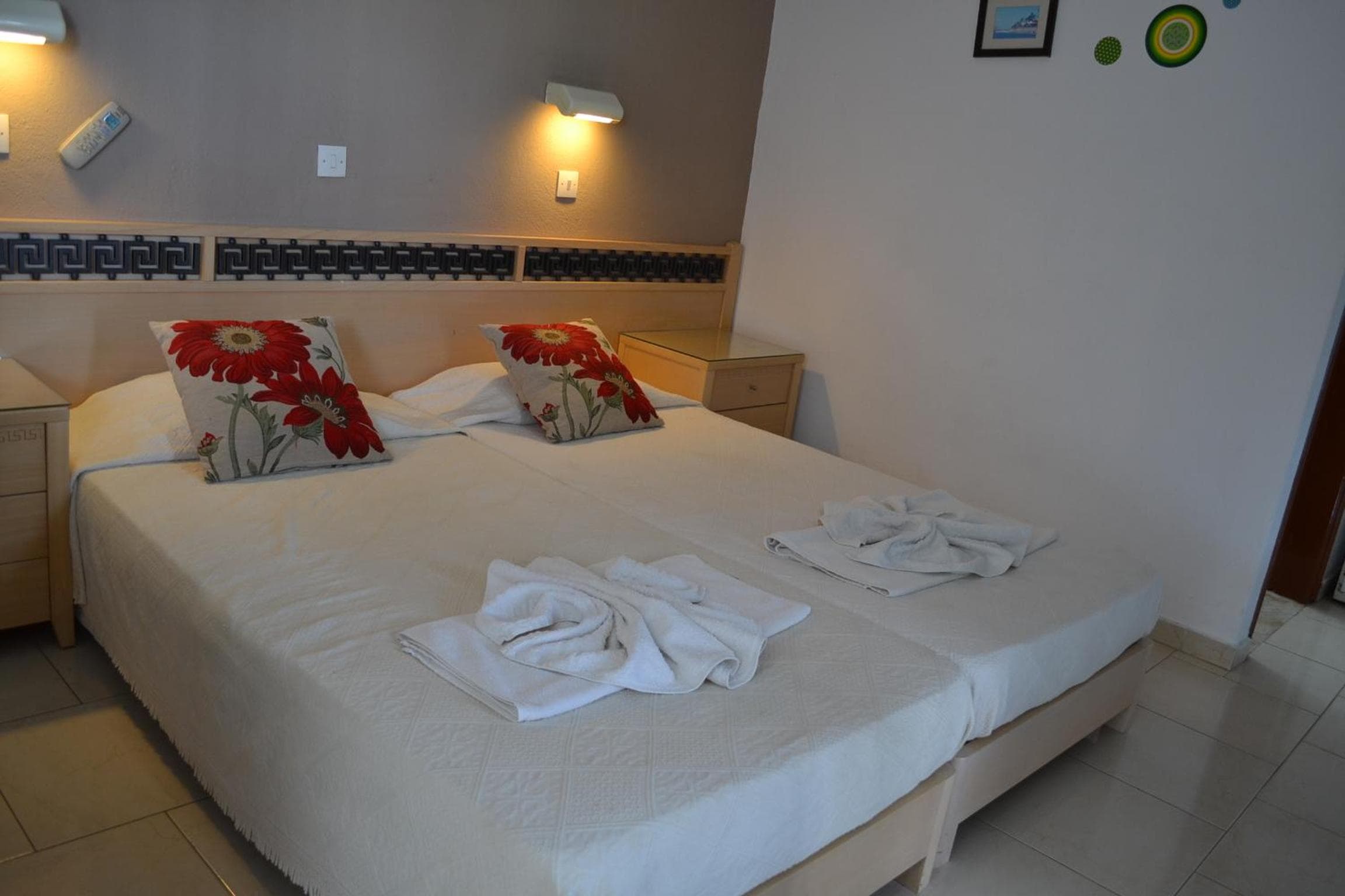 White Palace Studios, Faliraki, photo 3