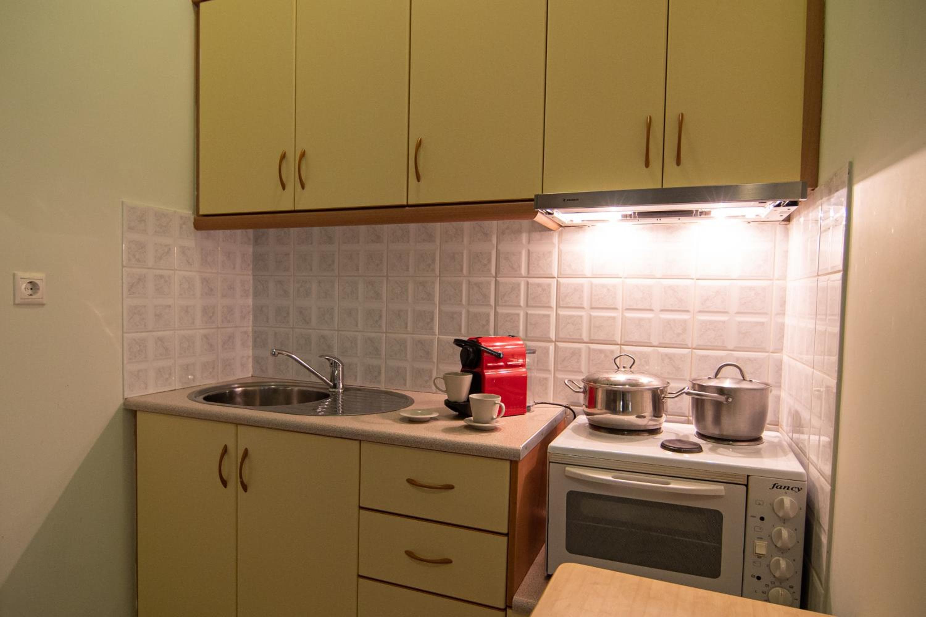 Tsertos Apartments, Kamena Vourla, photo 2