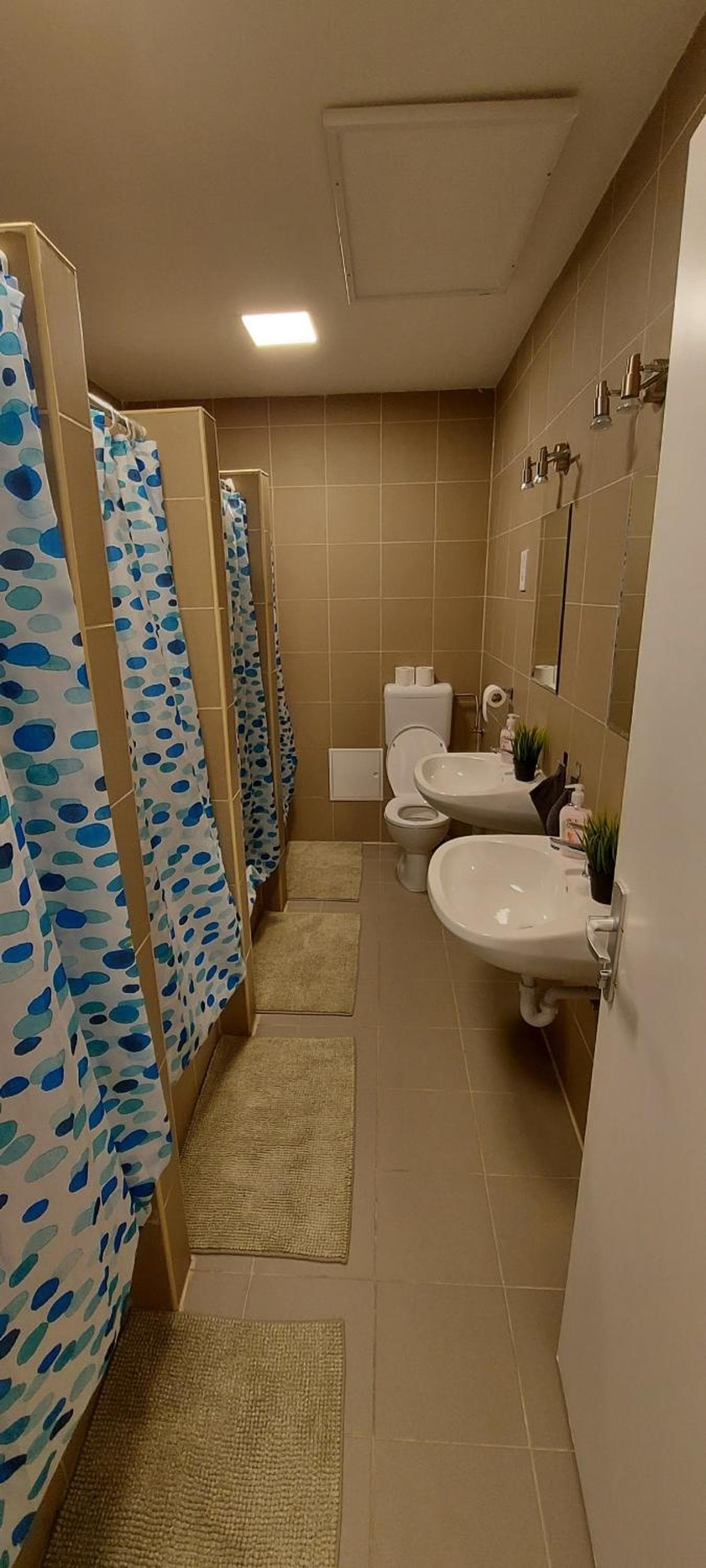 K21 party apartment hotel with inhouse ruin pub, Budapest, photo 5