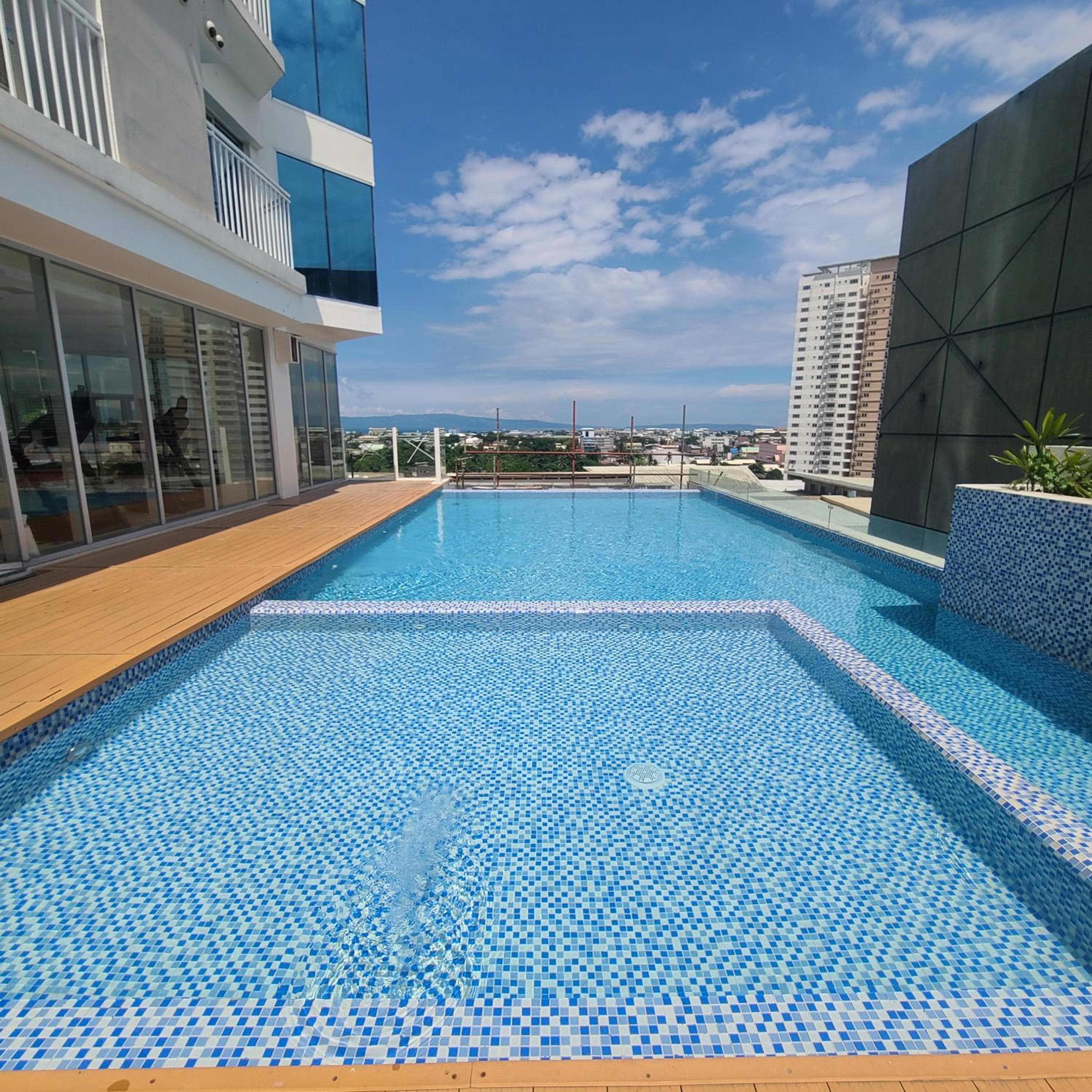 INSPIRIA Condo Free Airport Pickup for 3 nights stay or more, Davao City, photo 3