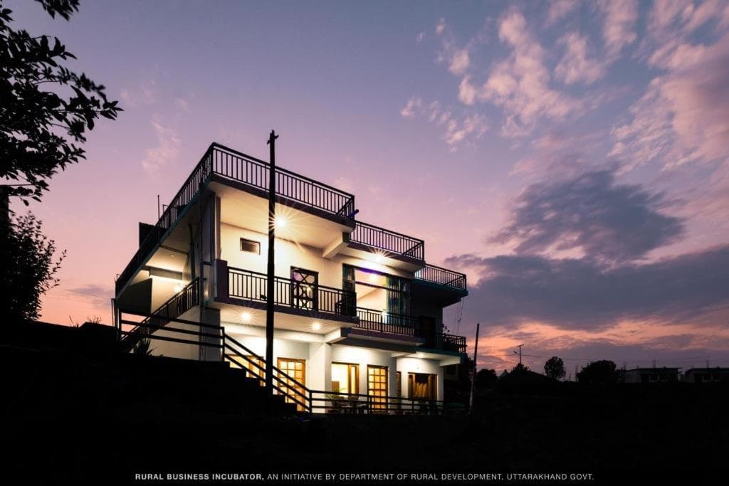 Shivay Home Stay, Almora