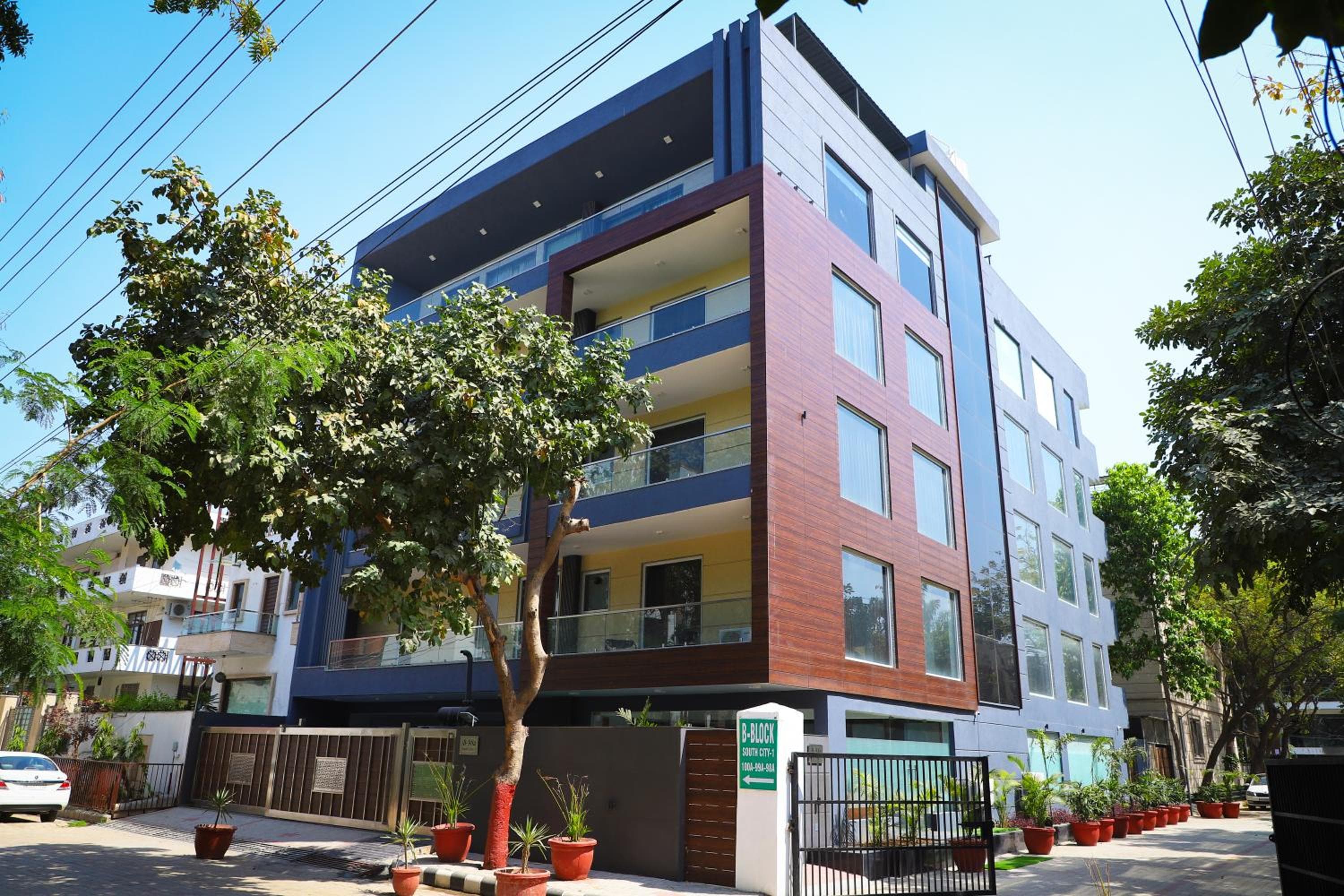 The Empire Rooms & Boutique Near Cyber City Gurgaon, Gurgaon
