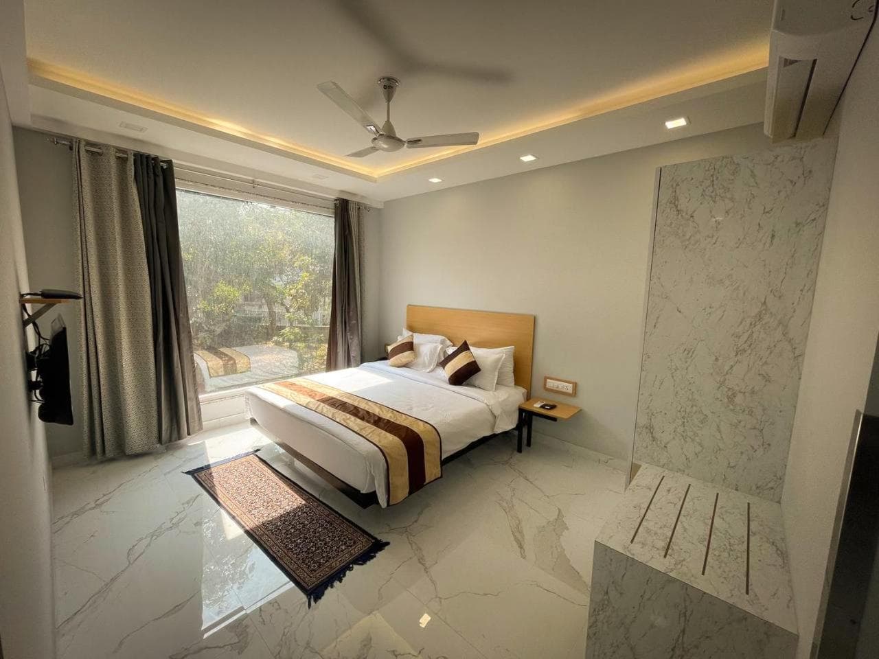 The Empire Rooms & Boutique Near Cyber City Gurgaon, Gurgaon, photo 5