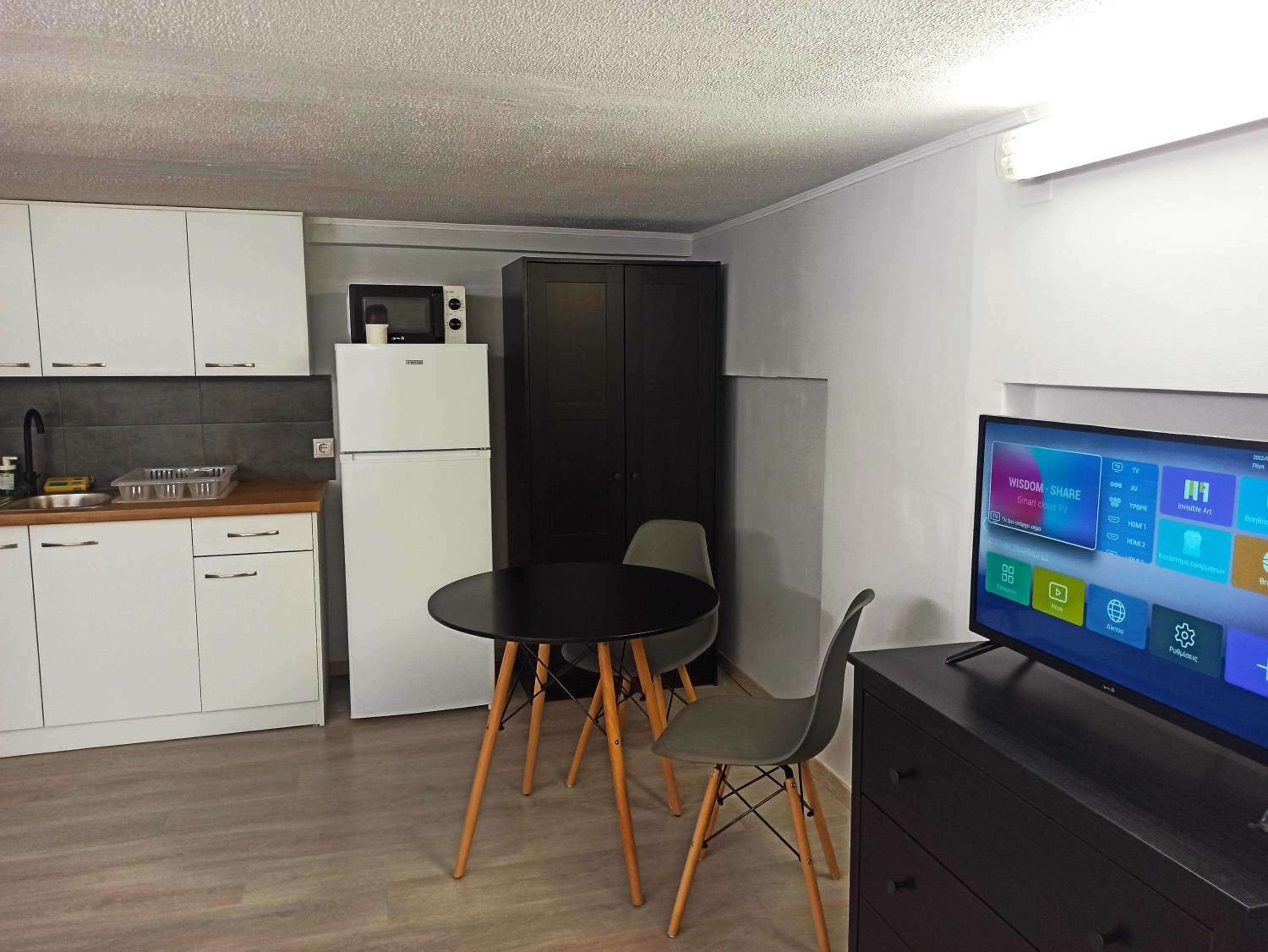 Data Maisonettes - City Center Budget Semi Basement, Chios, photo 6