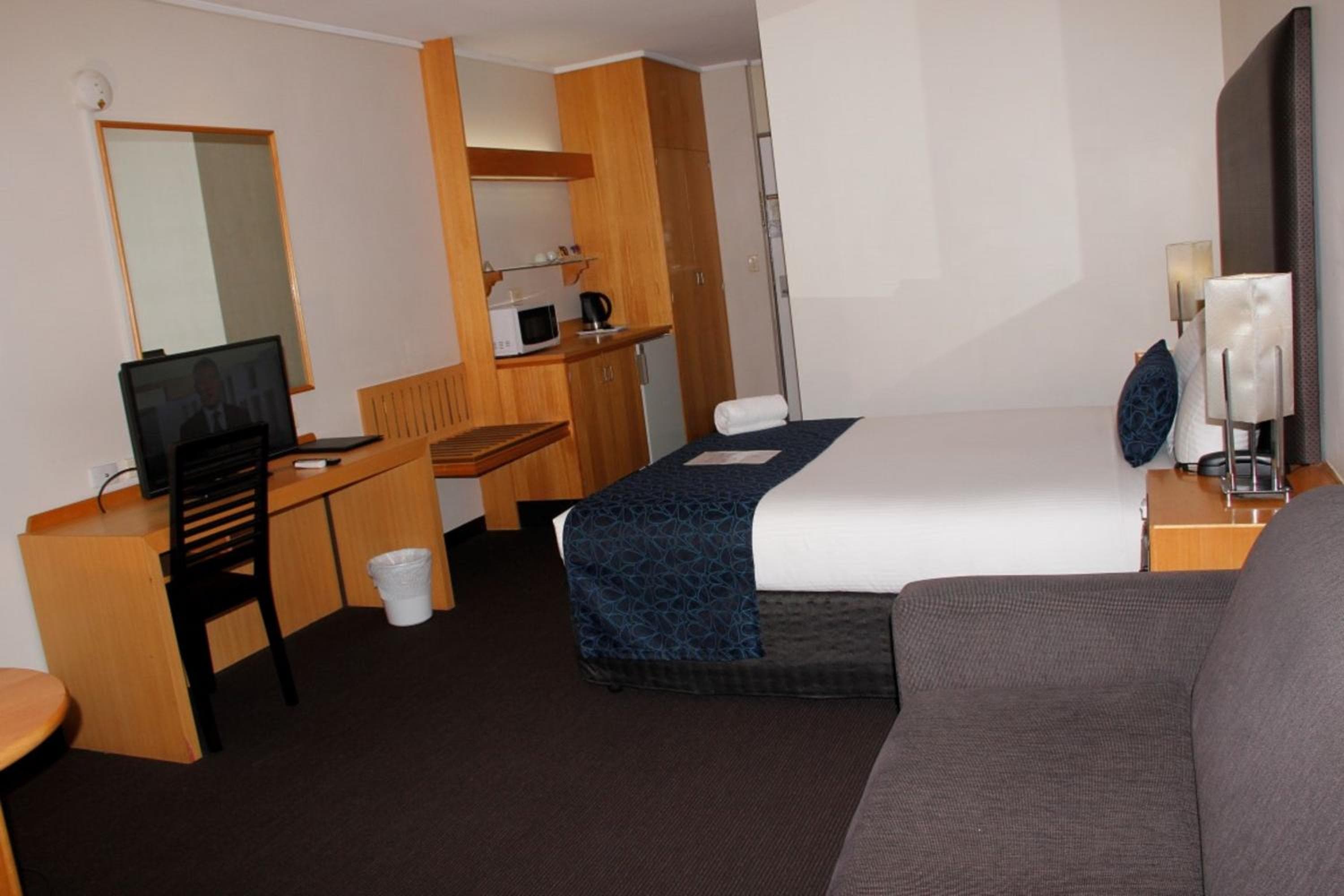Sandown Regency Hotel & Apartments, Noble Park, photo 2