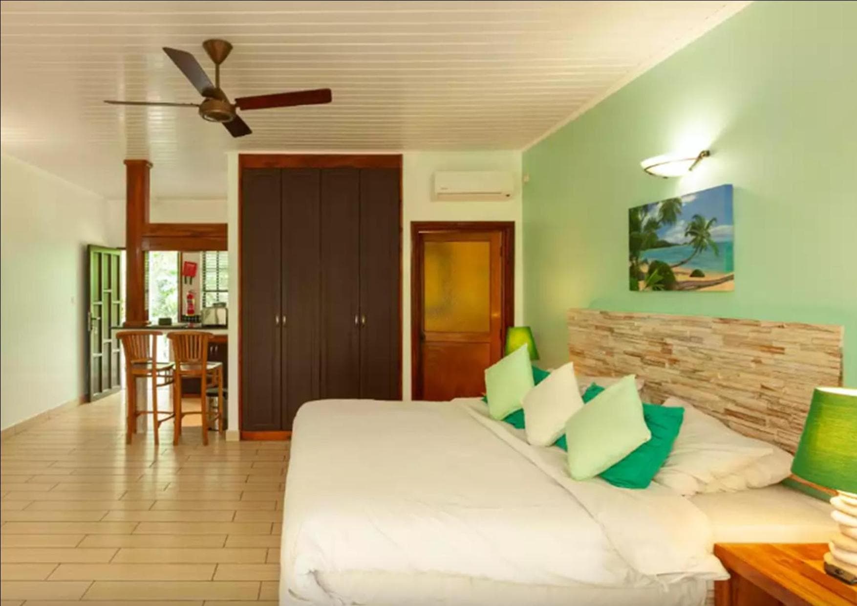La Digue Self-Catering Apartments, La Digue