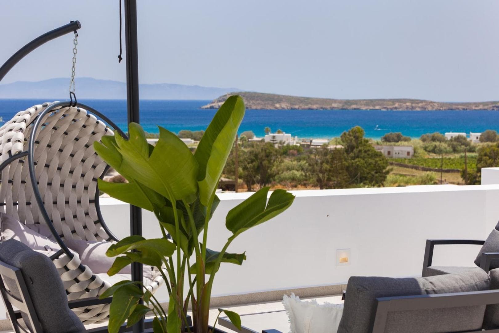 Golden Bay luxury villas and suites, Chrissi Akti, photo 5