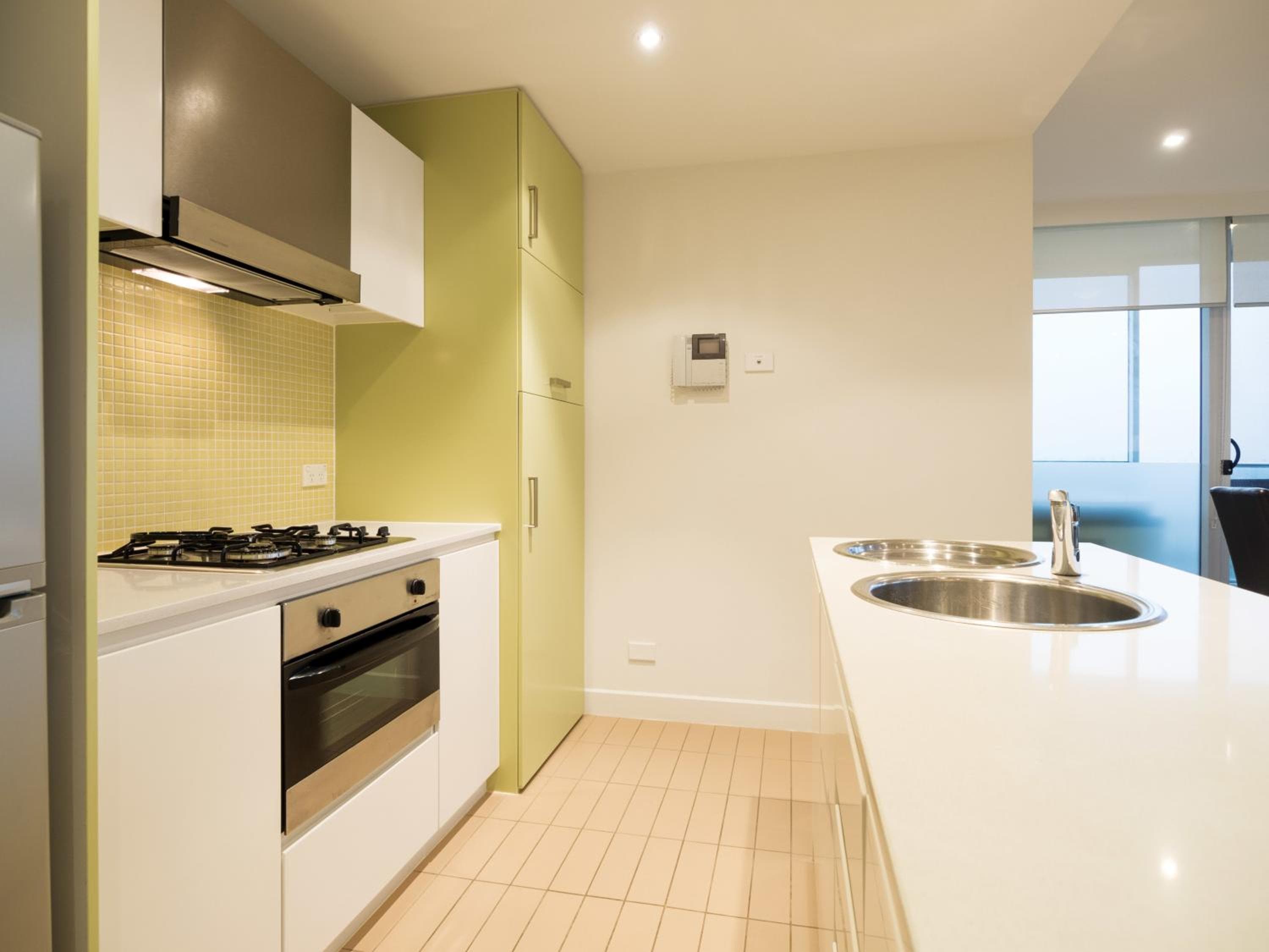 Oaks Glenelg Liberty Suites, Adelaide, photo 5