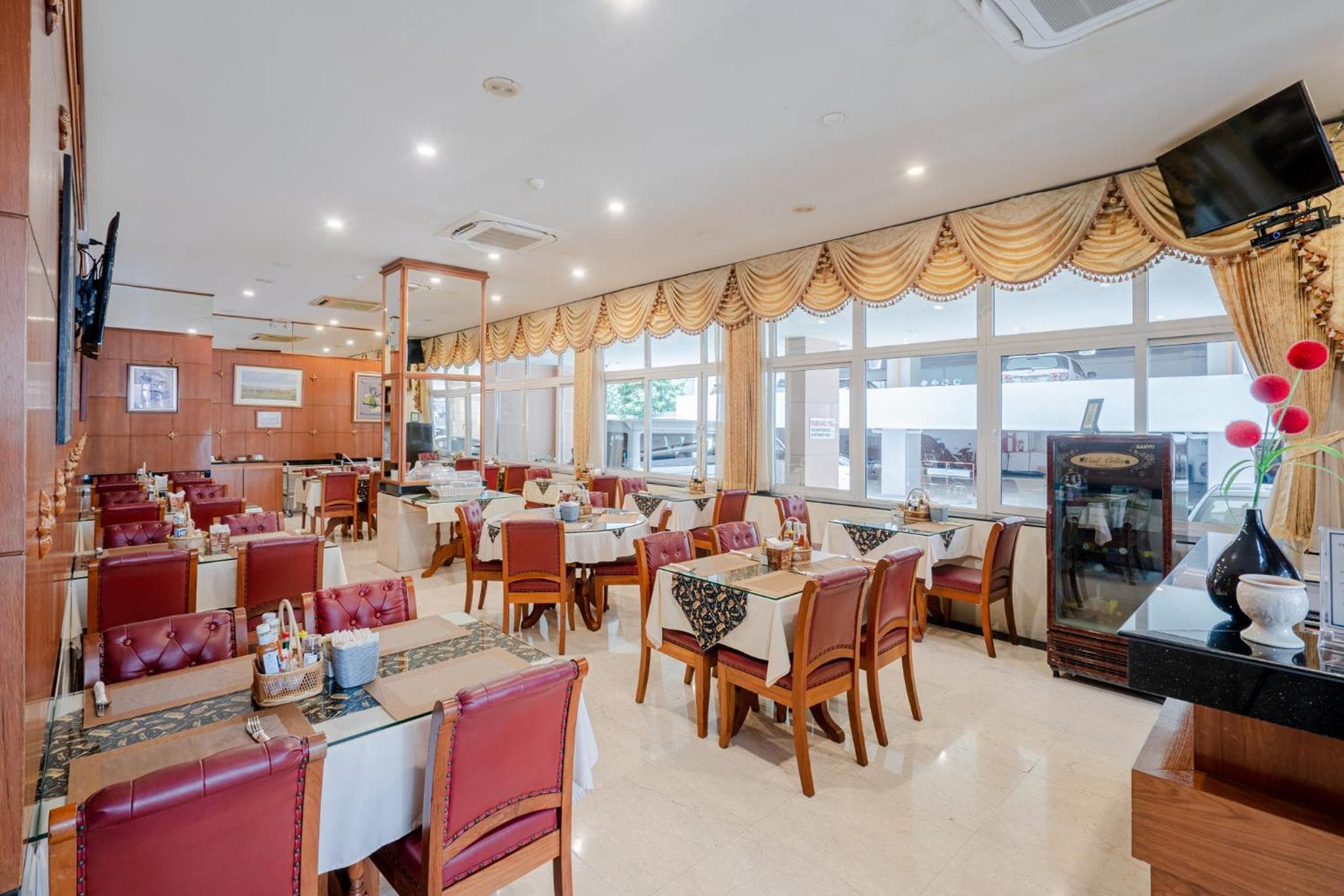 Whitehouse Condotel, Pattaya Central, photo 6