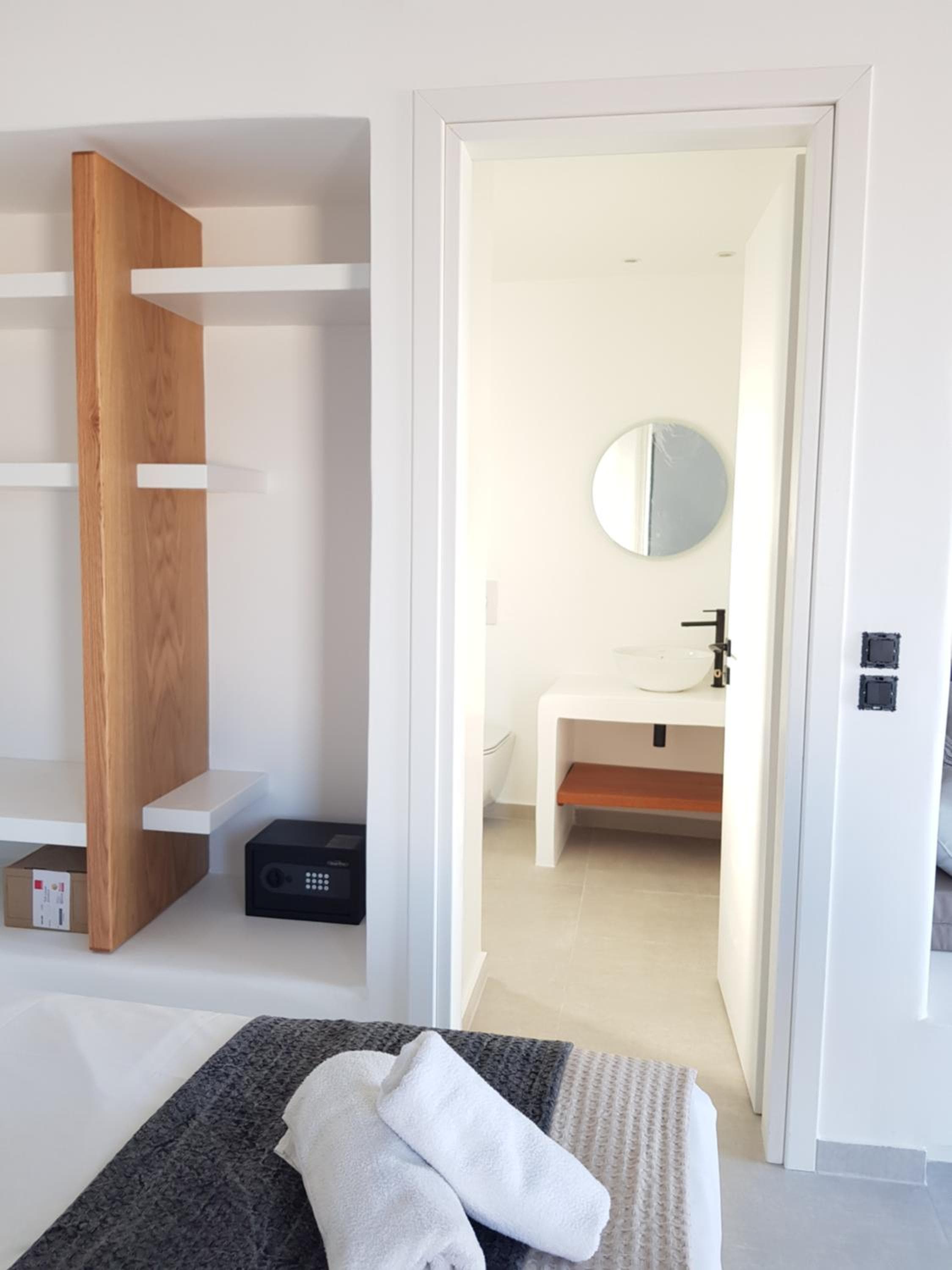 myLithos Suites, Monolithos, photo 2