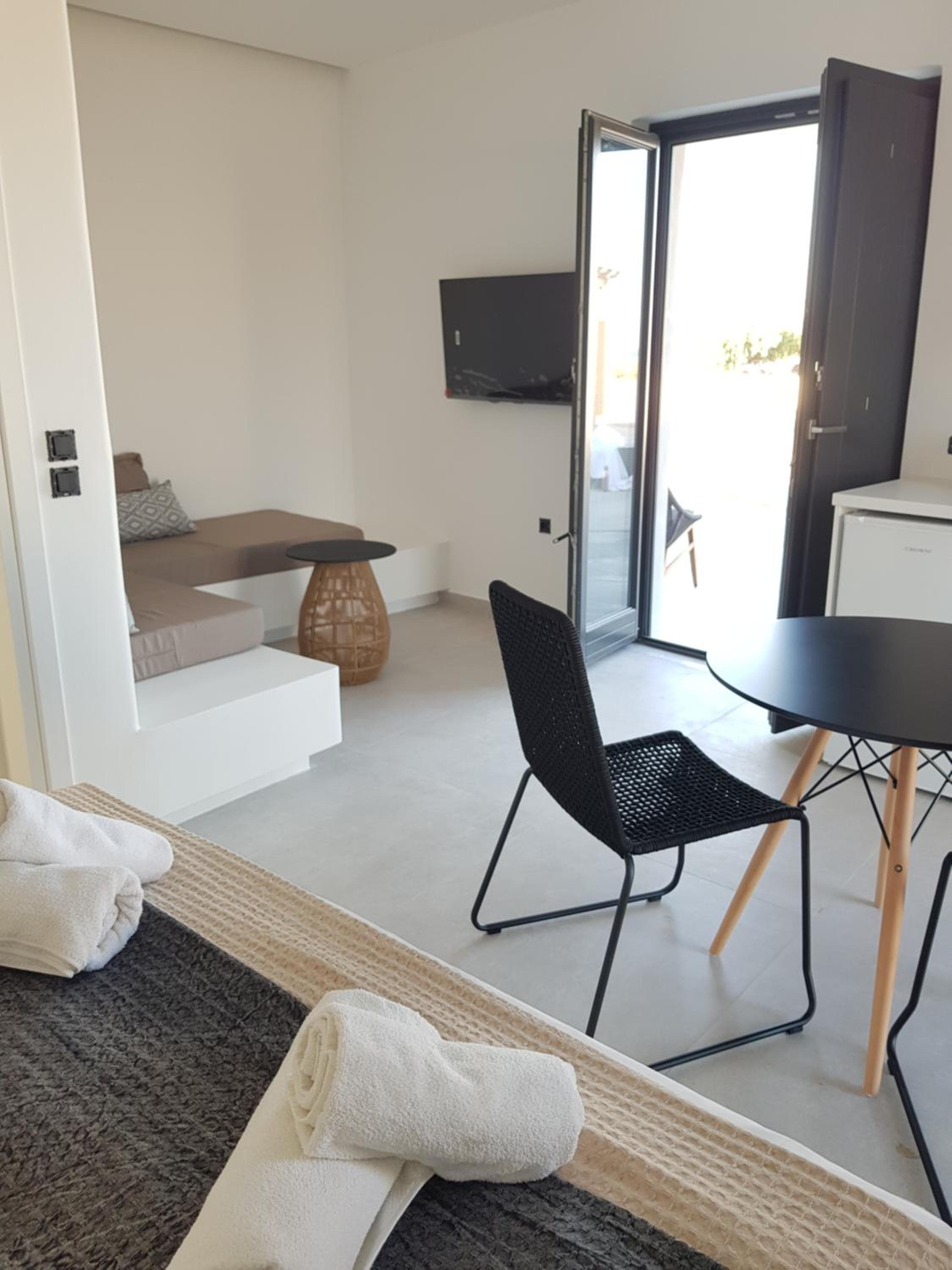 myLithos Suites, Monolithos, photo 5