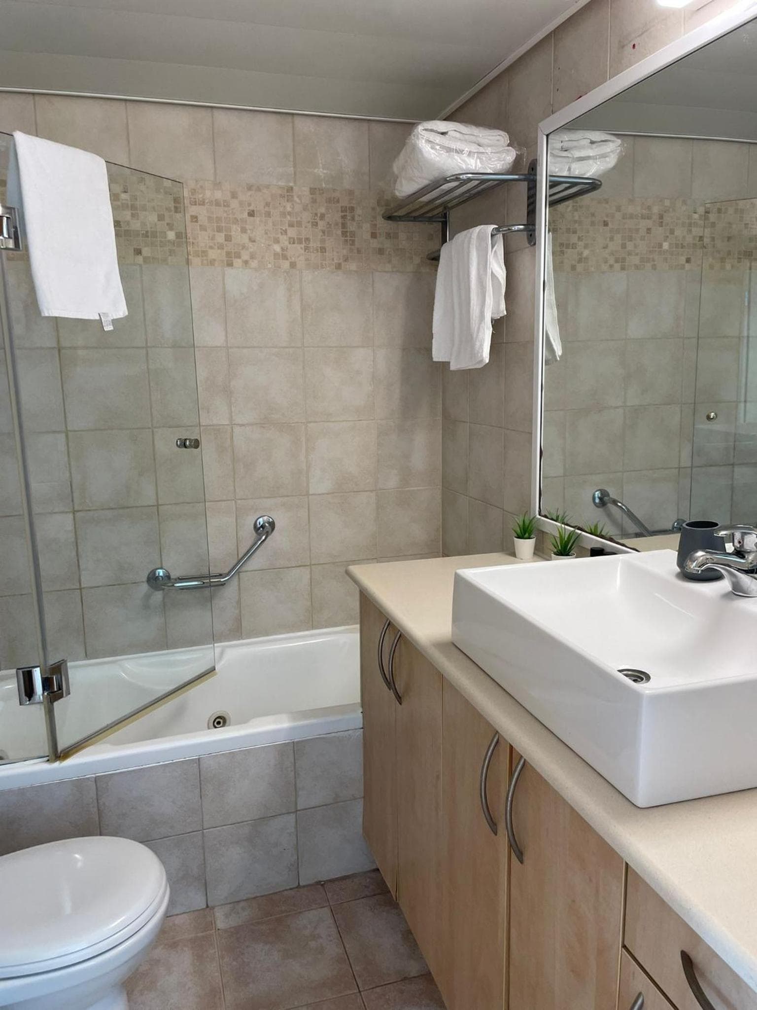 Oceanus apartment hotel, Herzelia , photo 3