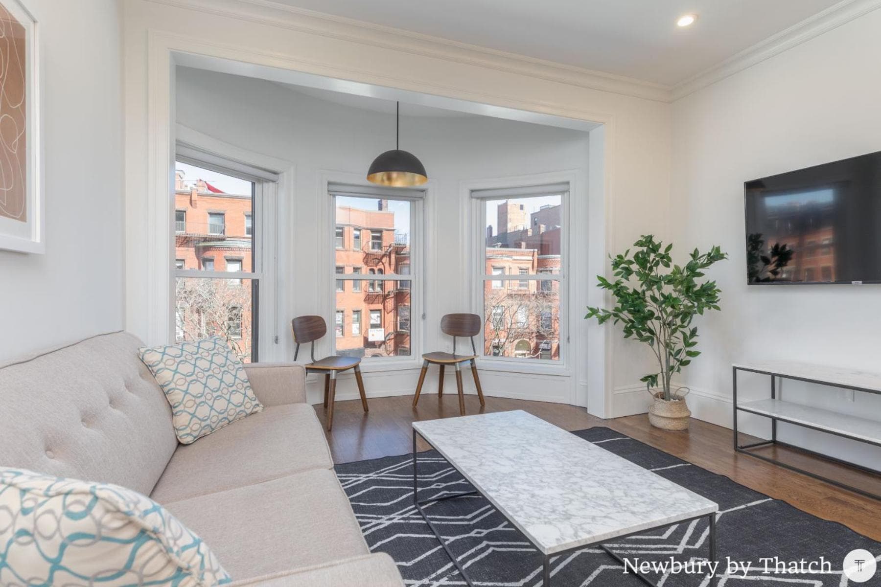 304 Newbury Street by Thatch, Boston, photo 6