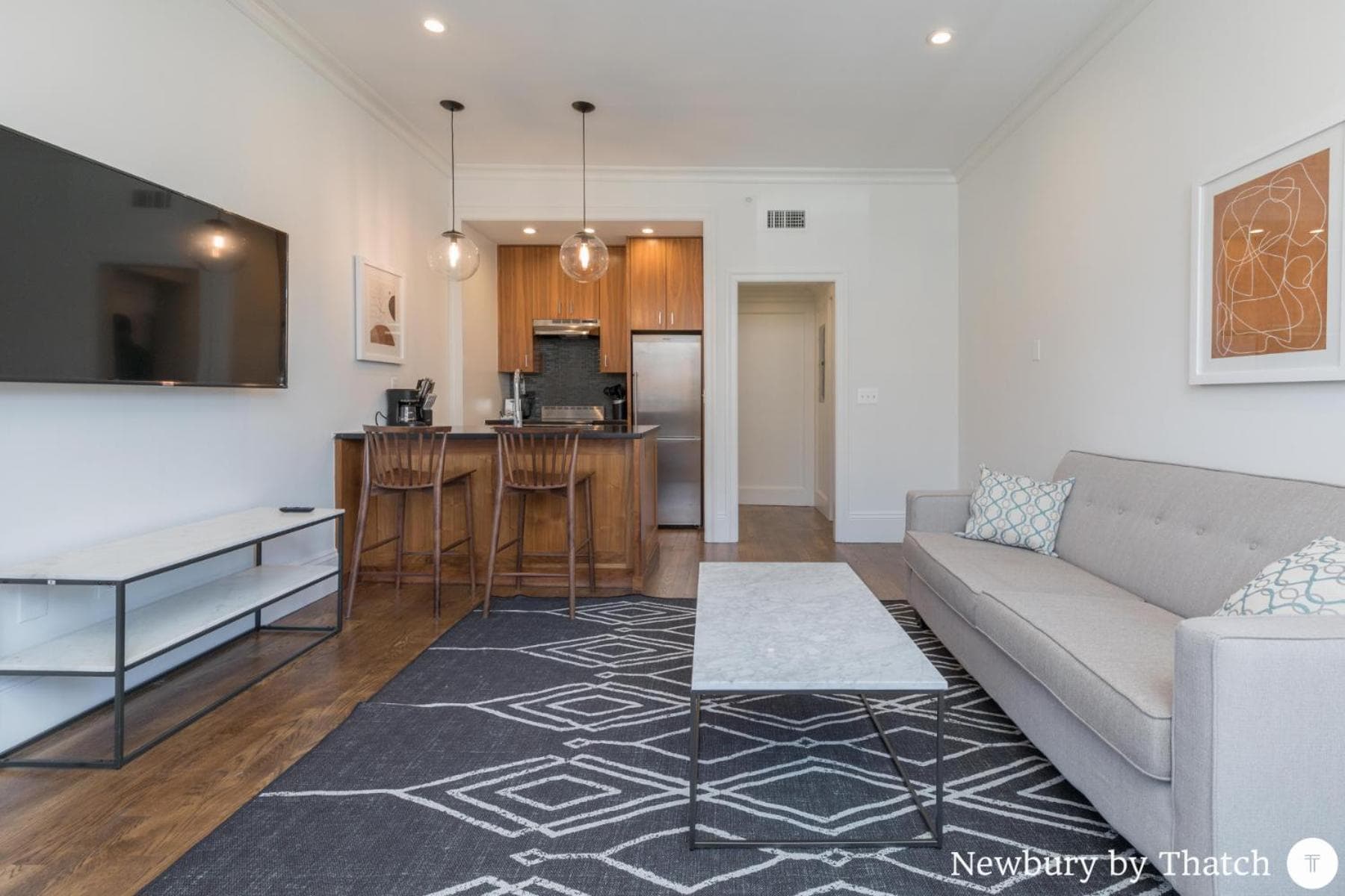 304 Newbury Street by Thatch, Boston, photo 2