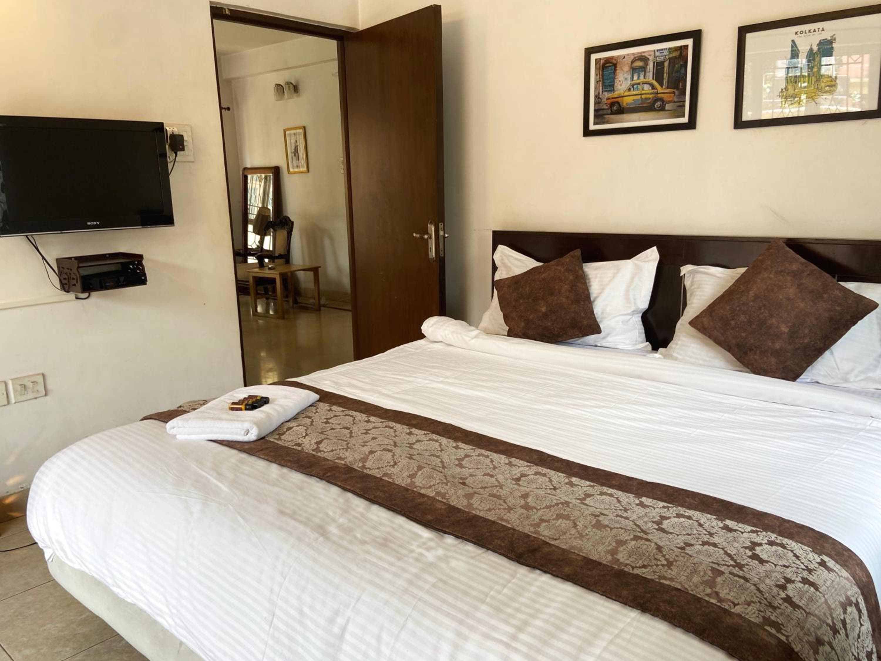 The Aster Homestay - Bedrooms & Apartments, Kolkata