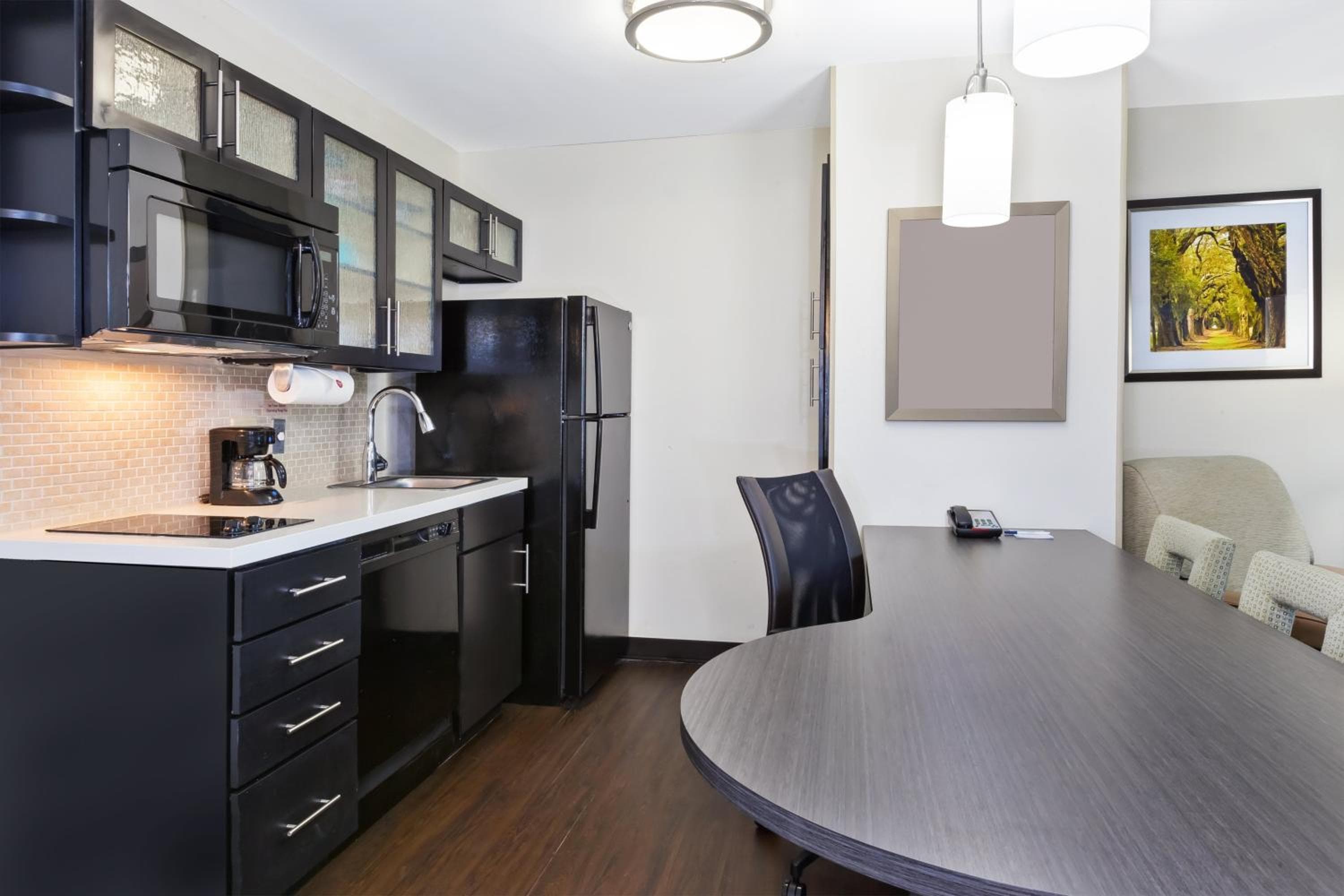Candlewood Suites Huntersville-Lake Norman Area by IHG, Huntersville, photo 3