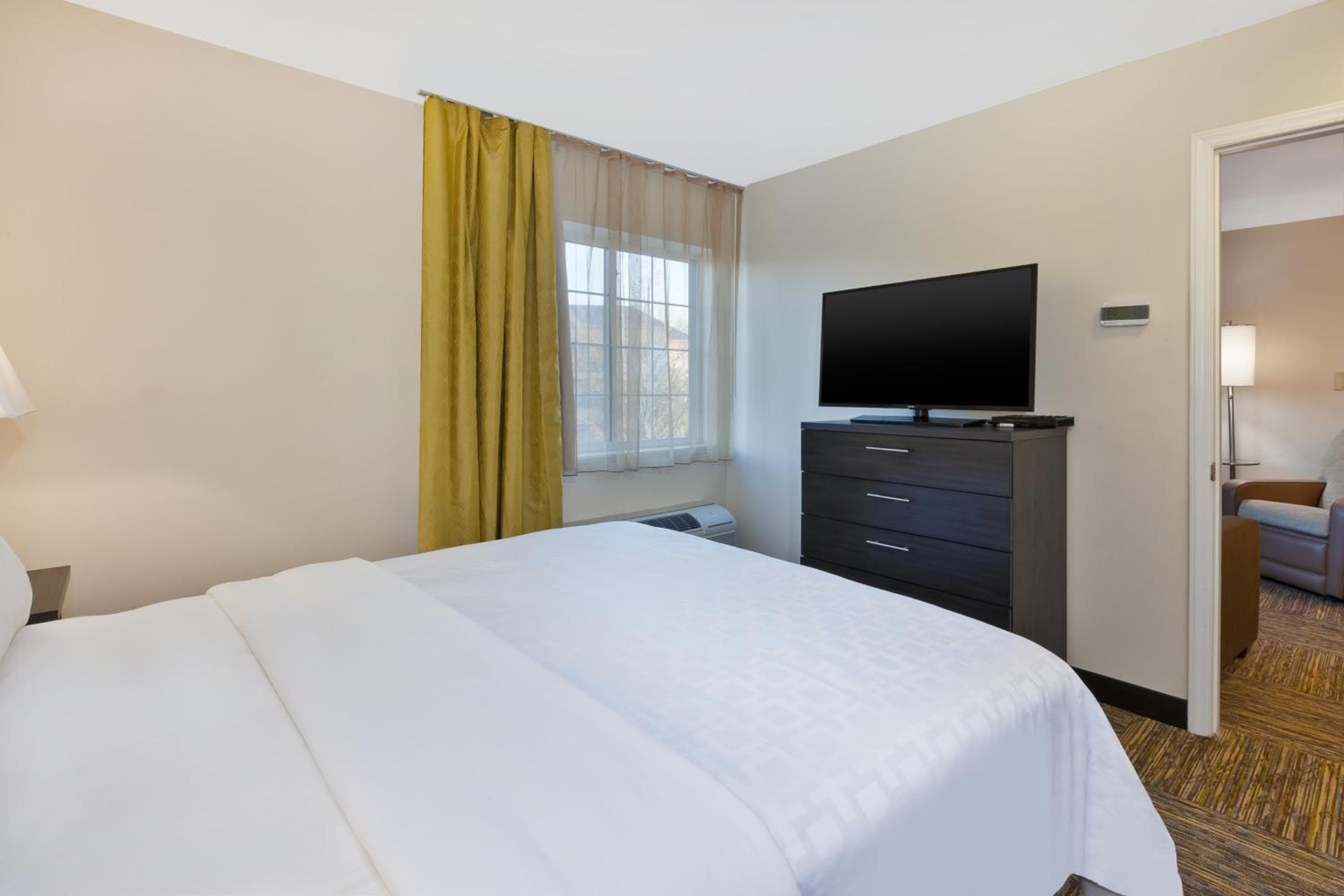 Candlewood Suites Huntersville-Lake Norman Area by IHG, Huntersville, photo 4