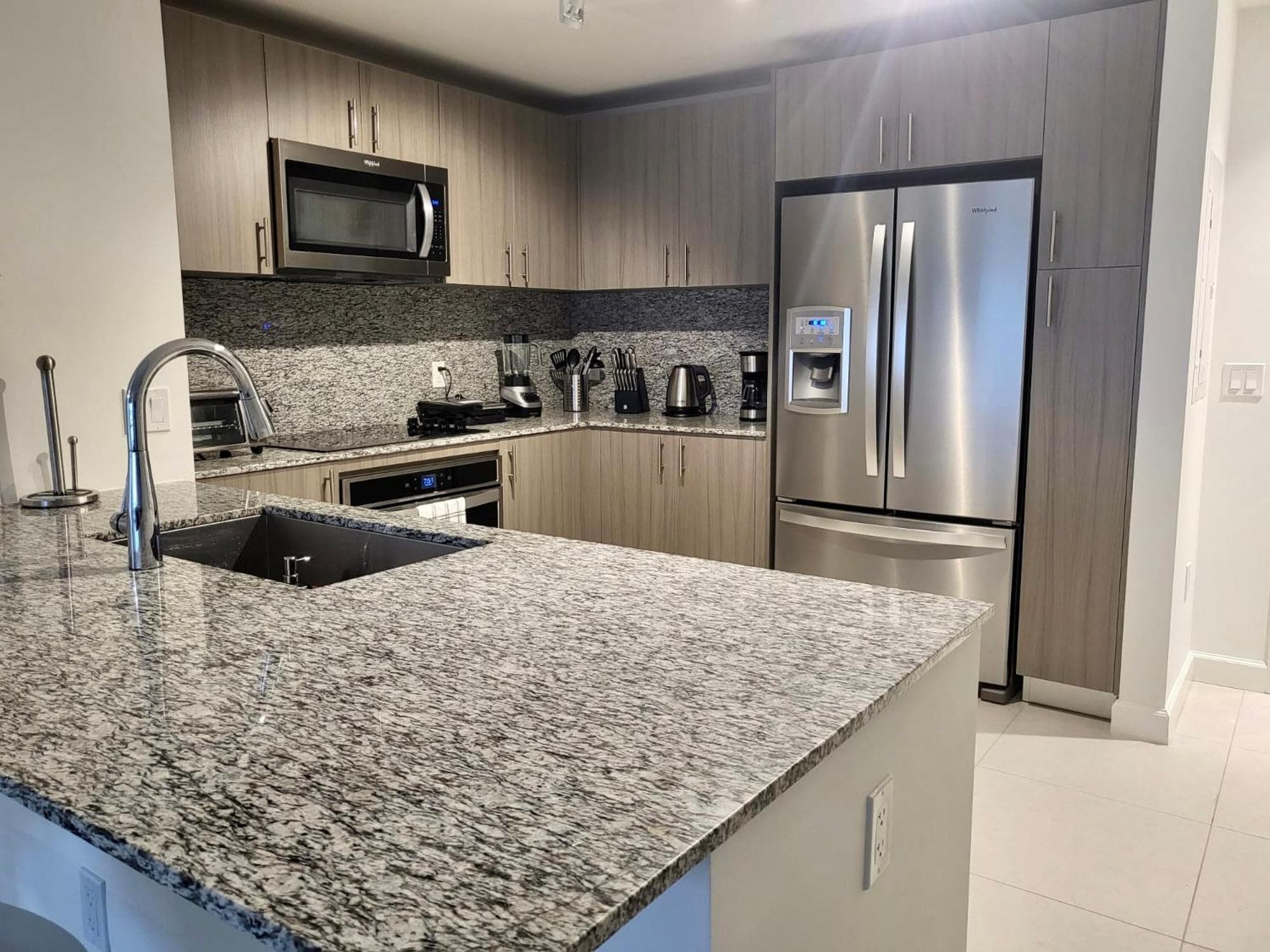 DOWNTOWN DORAL, FLORIDA. NEW CONDO STYLE RESORT., Miami, photo 3