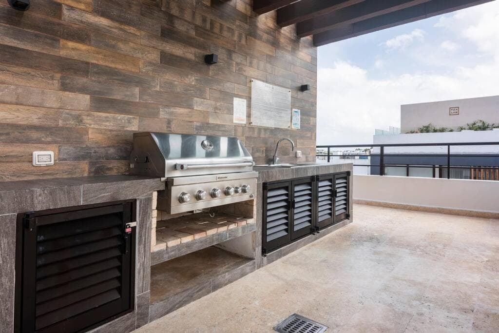OneBR w Balcony or Small Studio in Playa del Carmen, BBQ, Pool Infinite, Whirlpool, AC, TV Smart, 200mb, Playa del Carmen, photo 3