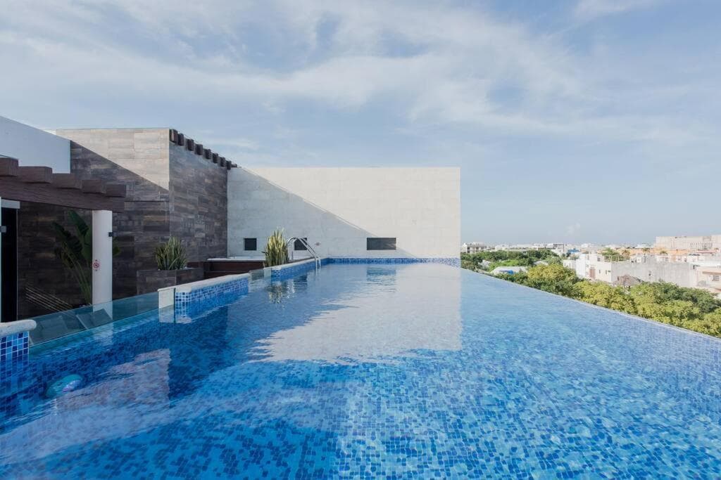 OneBR w Balcony or Small Studio in Playa del Carmen, BBQ, Pool Infinite, Whirlpool, AC, TV Smart, 200mb, Playa del Carmen, photo 5