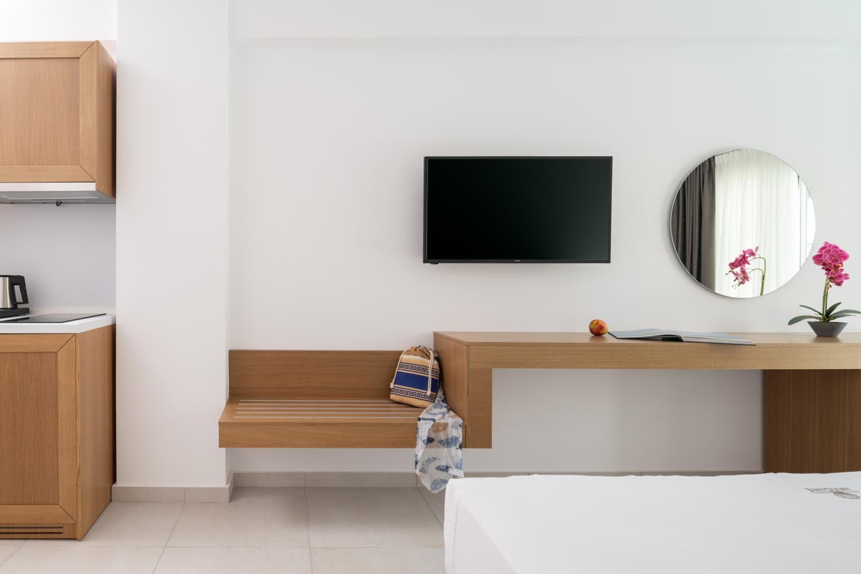 Imagine Luxury Suites, Nikiti, photo 2