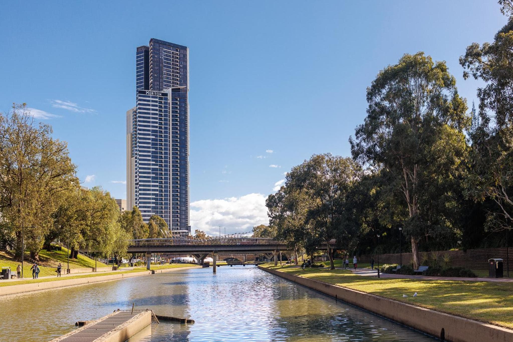 Meriton Suites Church Street, Parramatta, Sydney