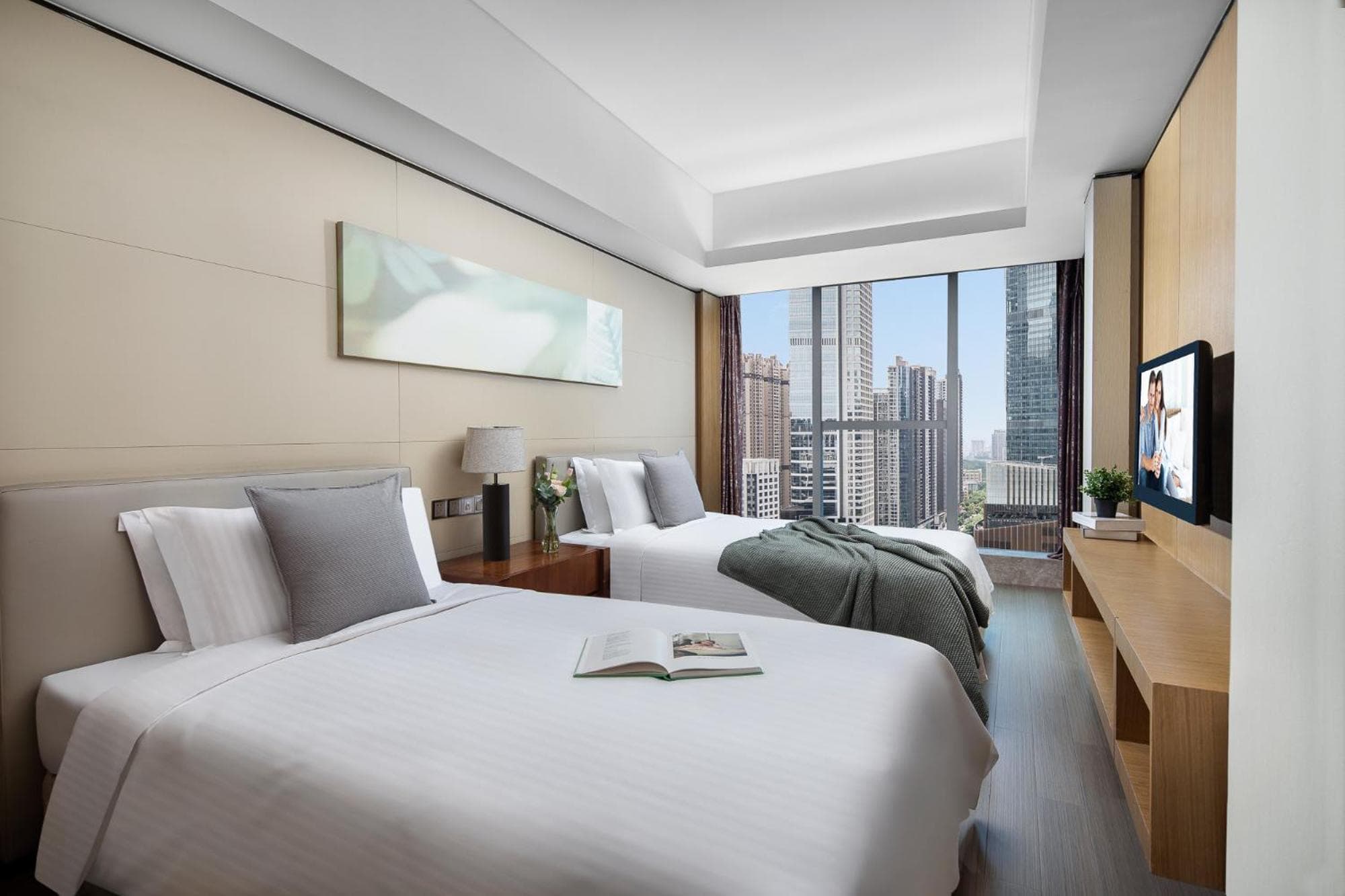 Ascott IFC Guangzhou - Free Shuttle Bus For Canton Fair, Guangzhou, photo 3