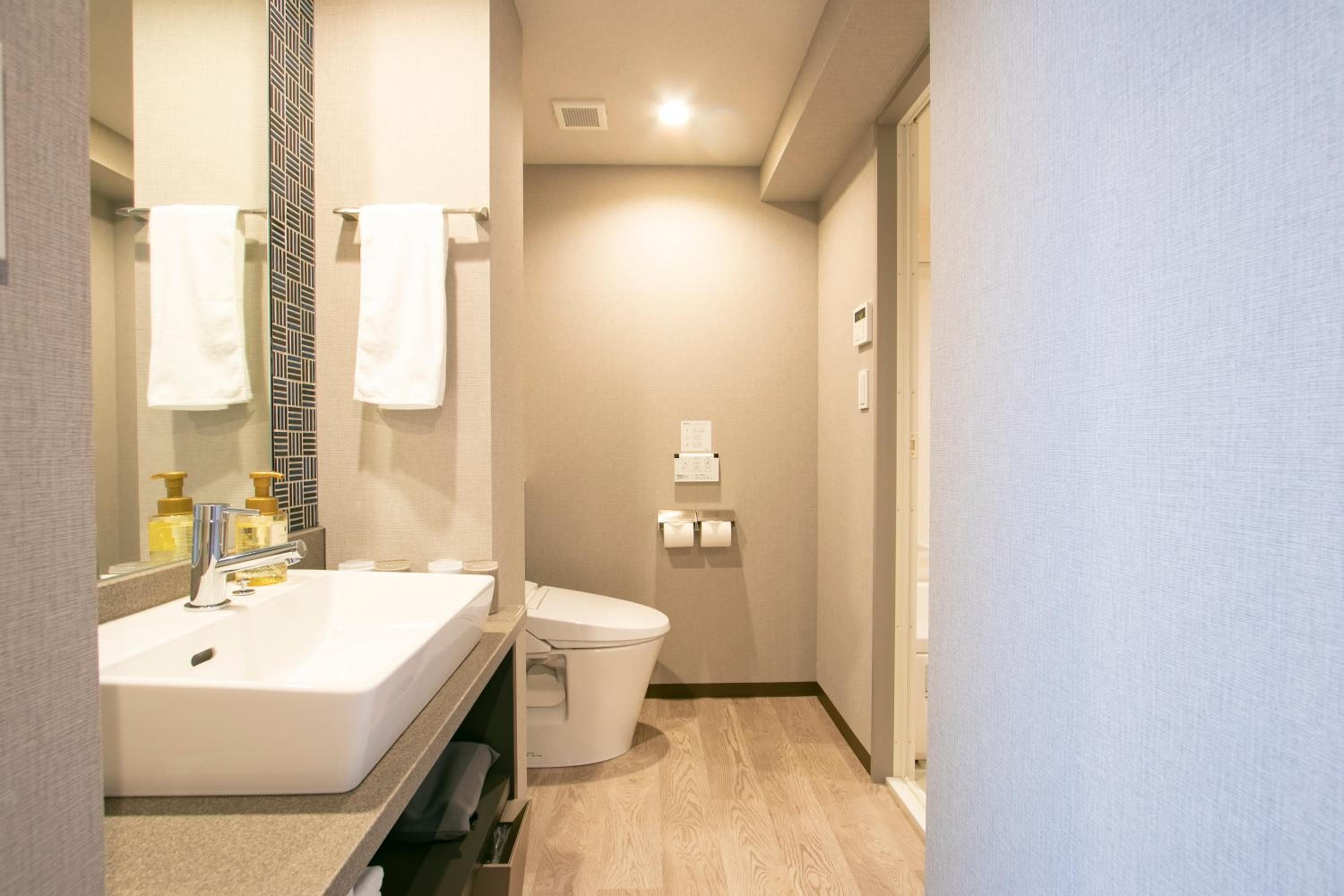 Bathroom at Minn Kasai