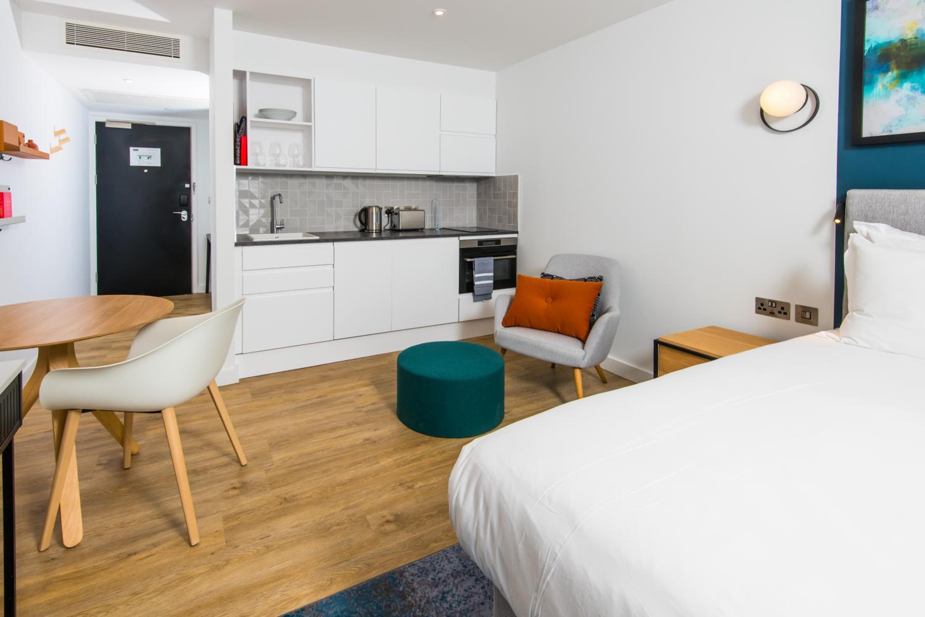 Staybridge Suites - Cardiff by IHG, Cardiff, photo 5