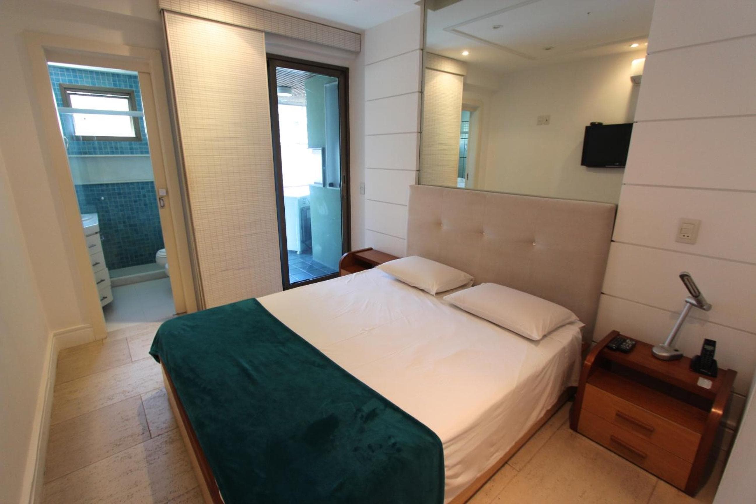 TIFFANYs RIO FLAT, Rio de Janeiro, photo 5